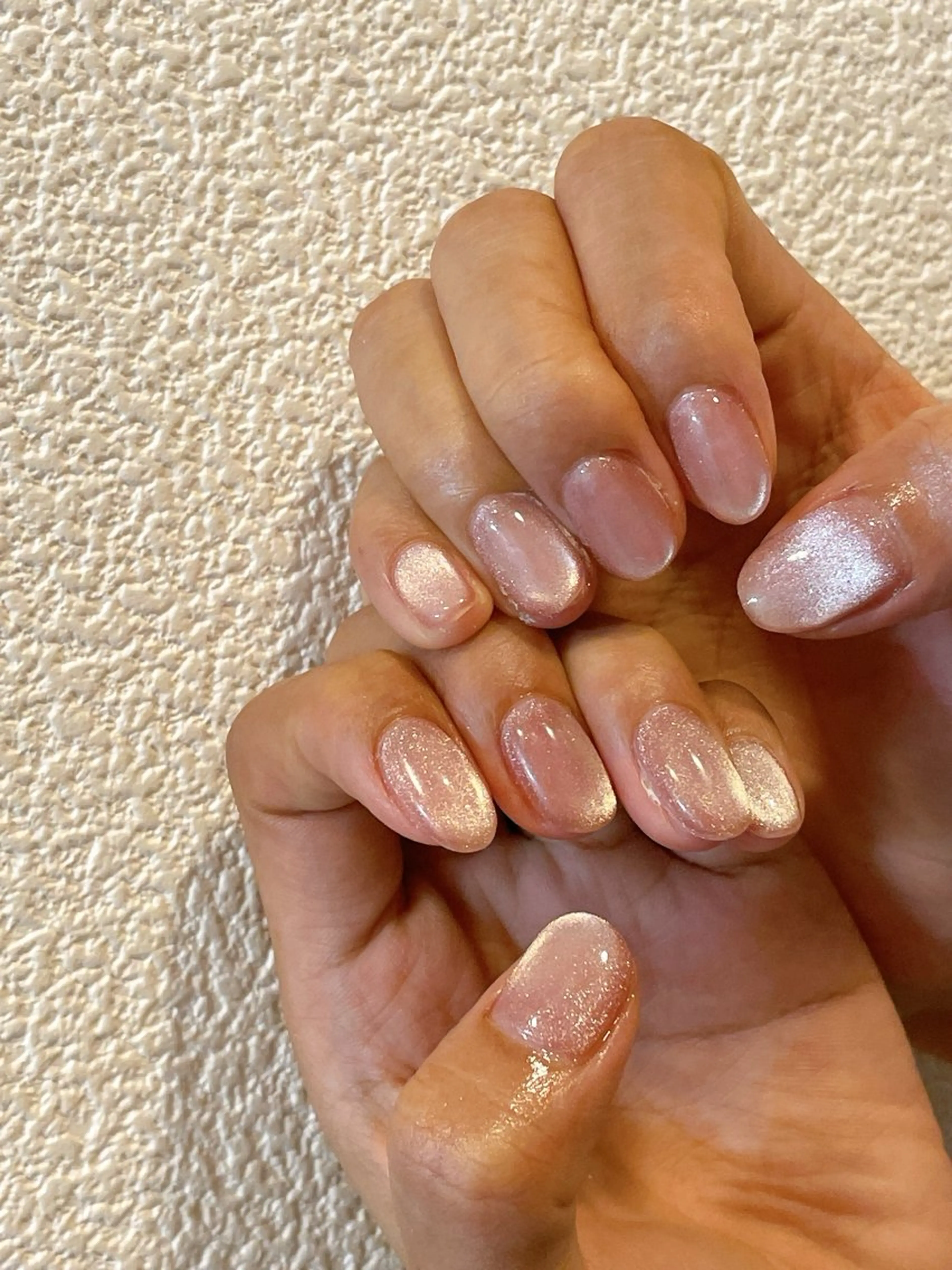 ネイル オーロラネイル フットネイル フレンチネイル ジェルネイル キラキラネイル ハンドネイル mogunail &blowのネイルデザイン