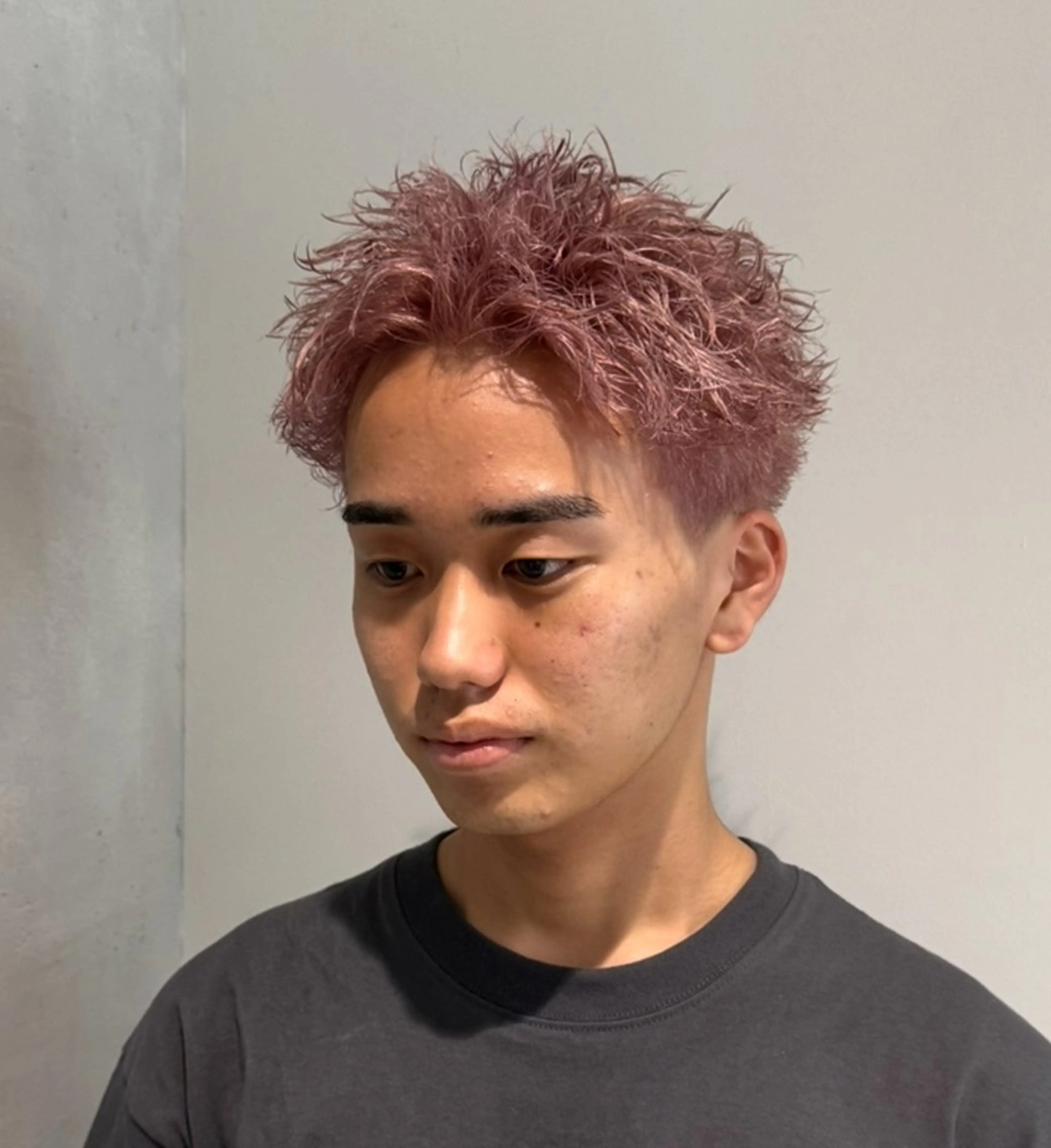 カラー メンズ SALOWIN梅田茶屋町North店所属・岡田/メンズ特化/パ ーマ&ショートのプロのヘアスタイル