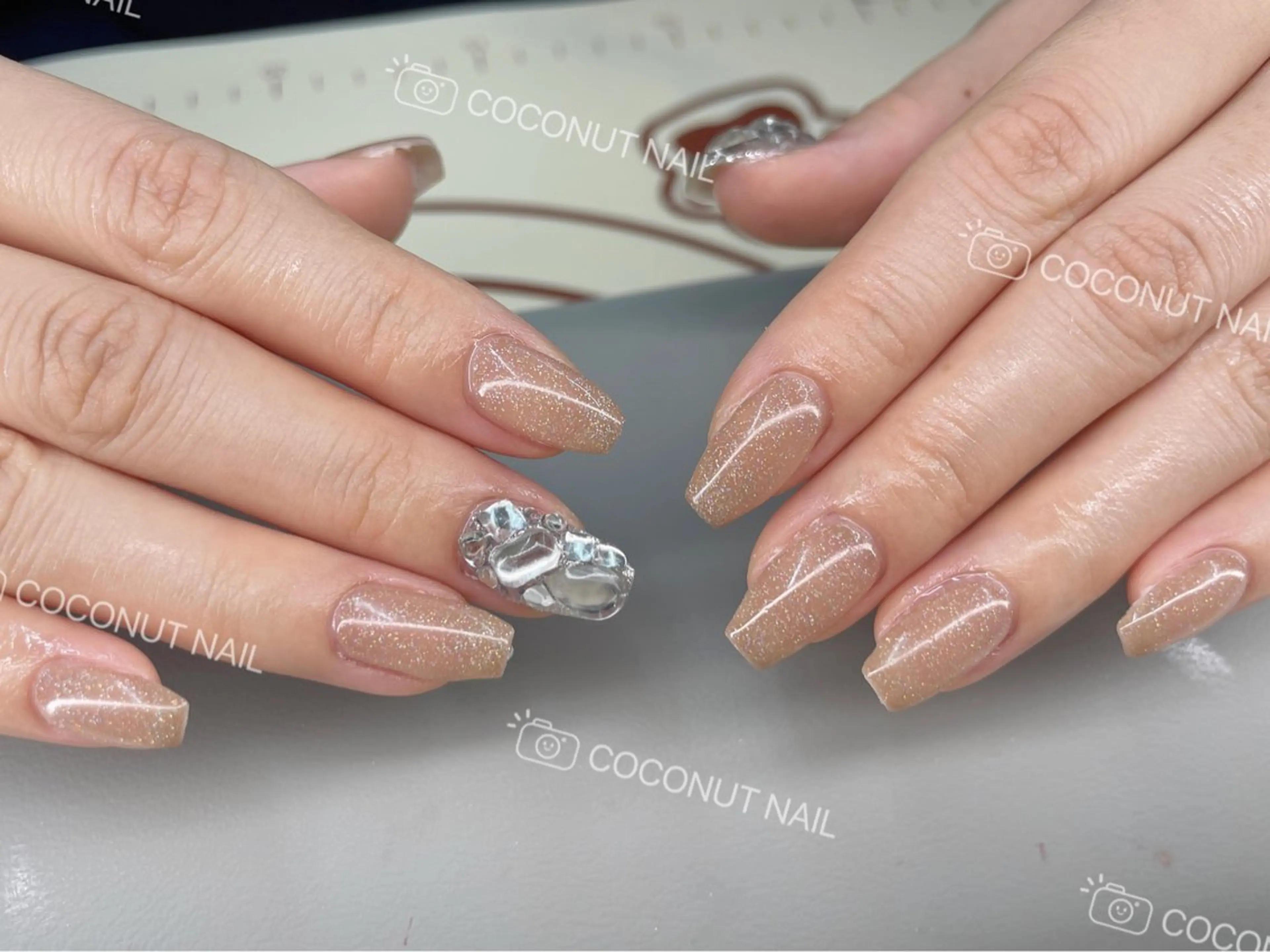 ネイル ハンドネイル 神田 ココナッツのネイルデザイン