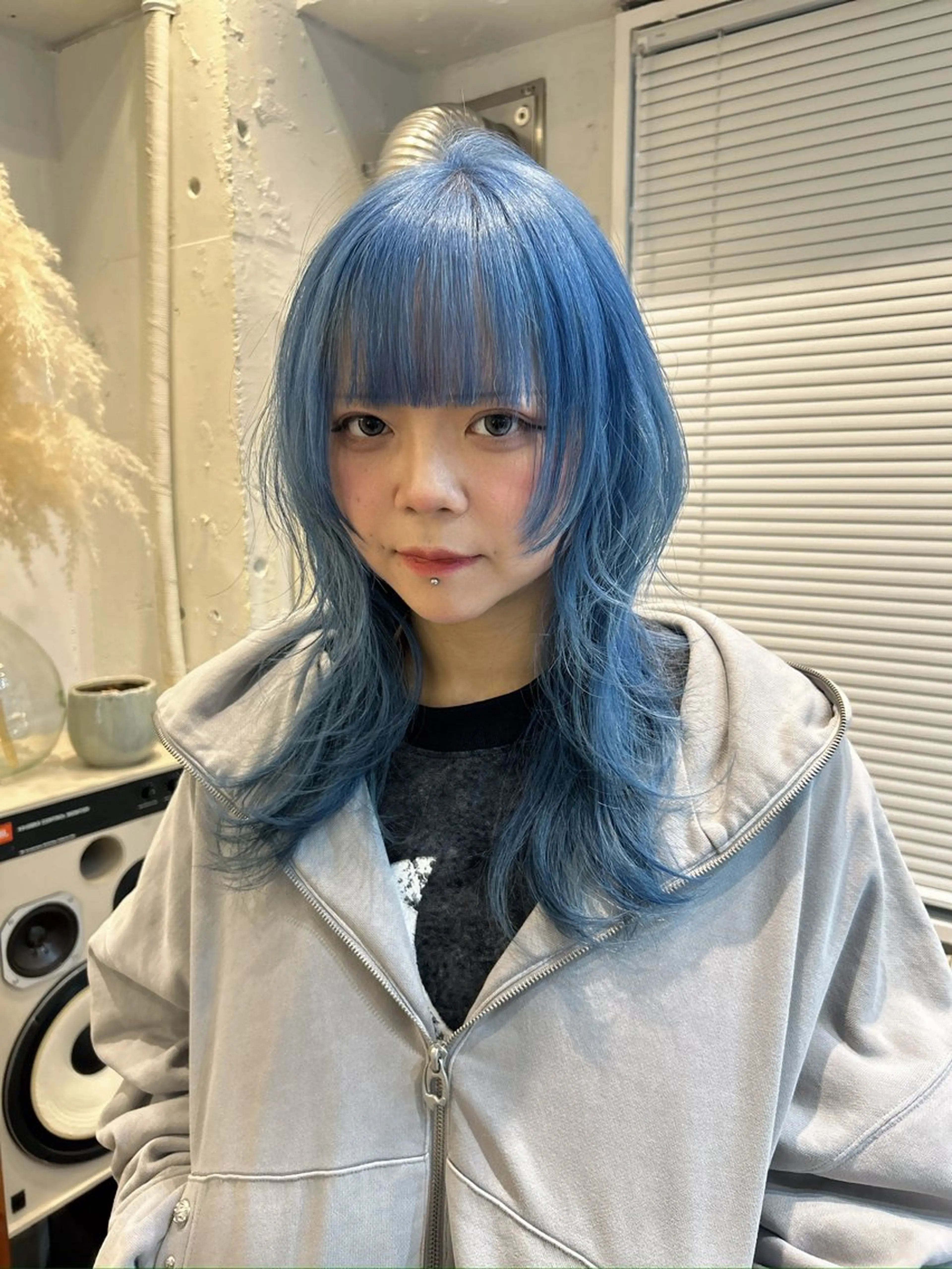 ロング カラー ブリーチ 綺星 ハイトーン/デザインのヘアスタイル