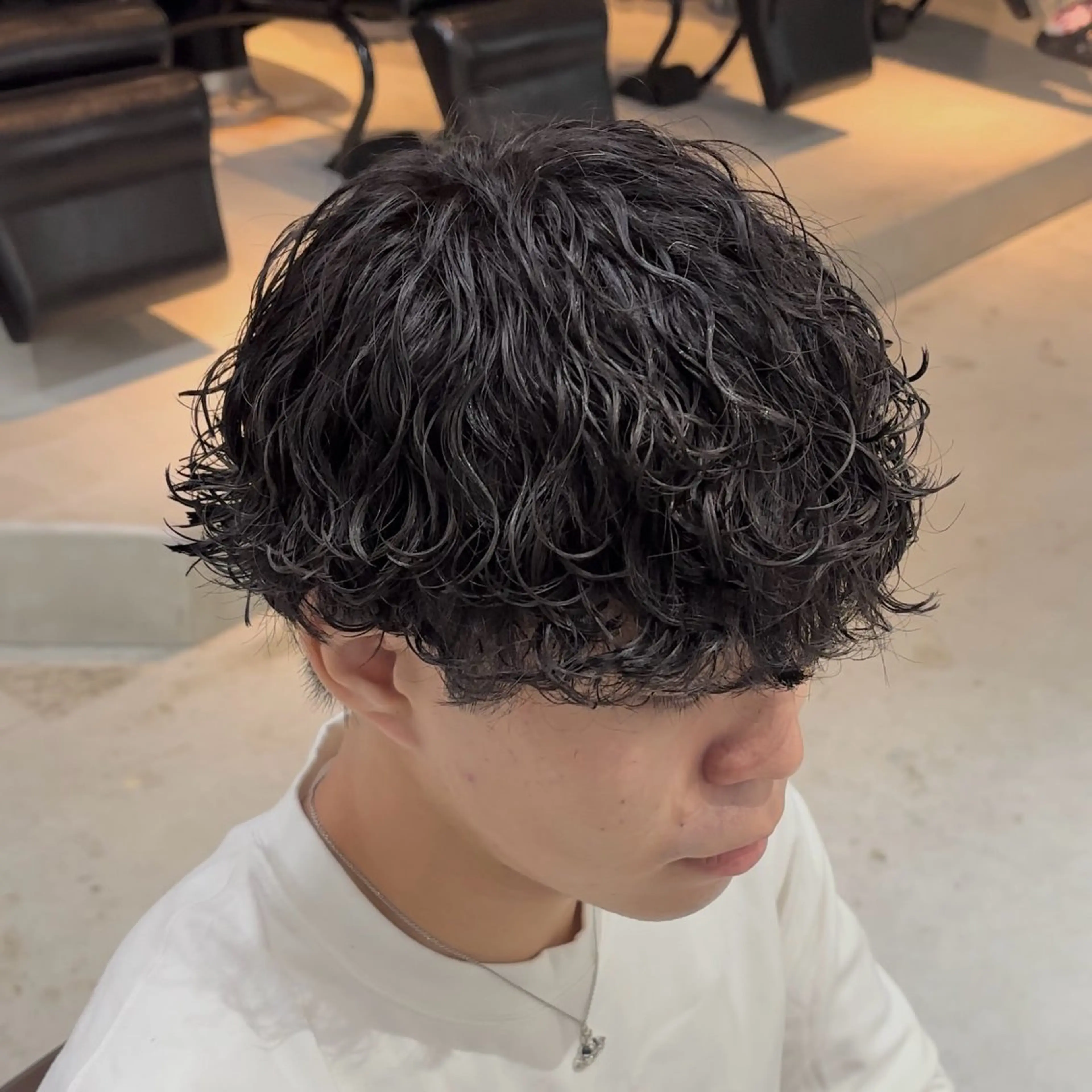 パーマ メンズ 波巻きパーマ カット パーマ トリートメント ヘッドスパ ヘアセット オカベ ショウマのヘアスタイル