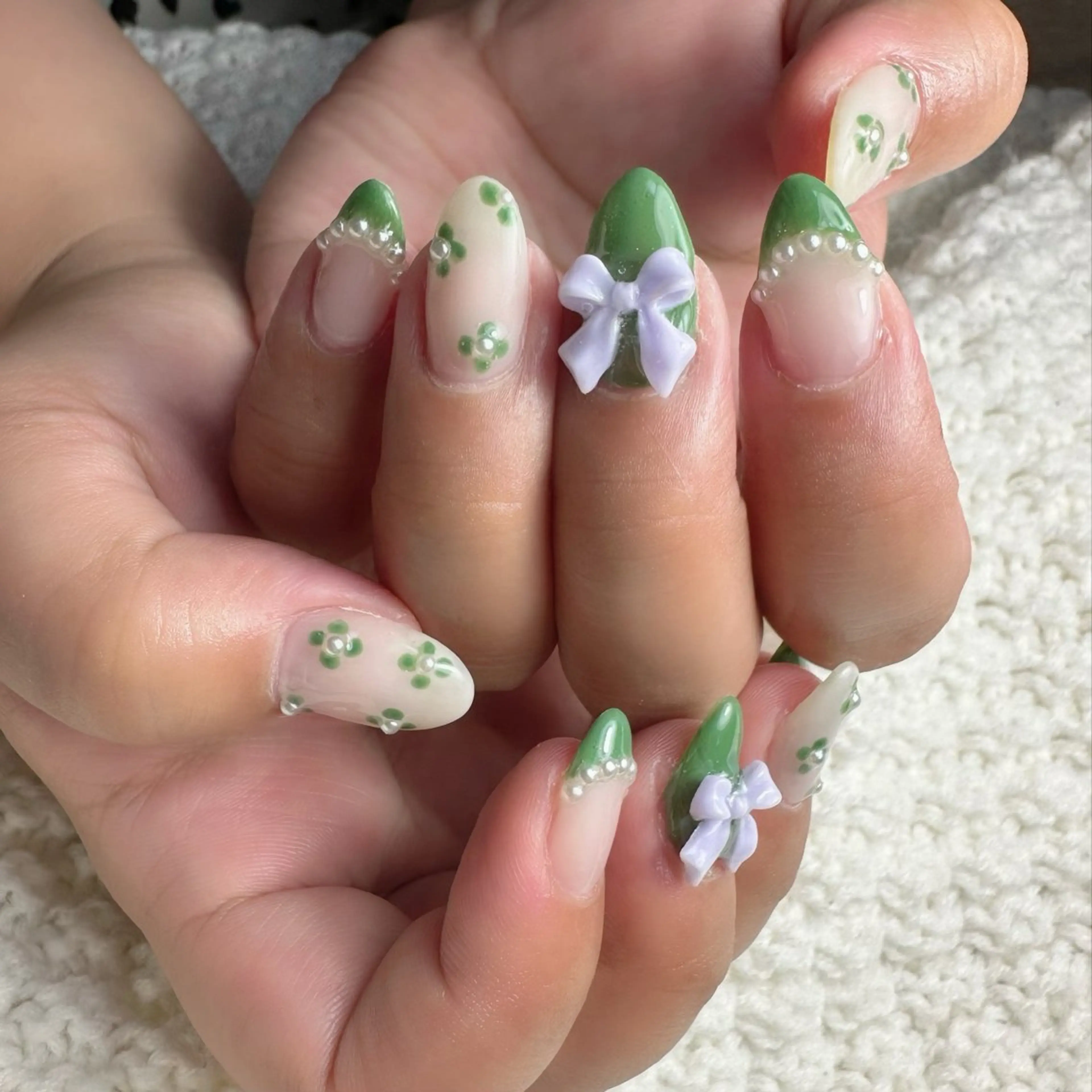 ネイル 新山 聖のネイルデザイン