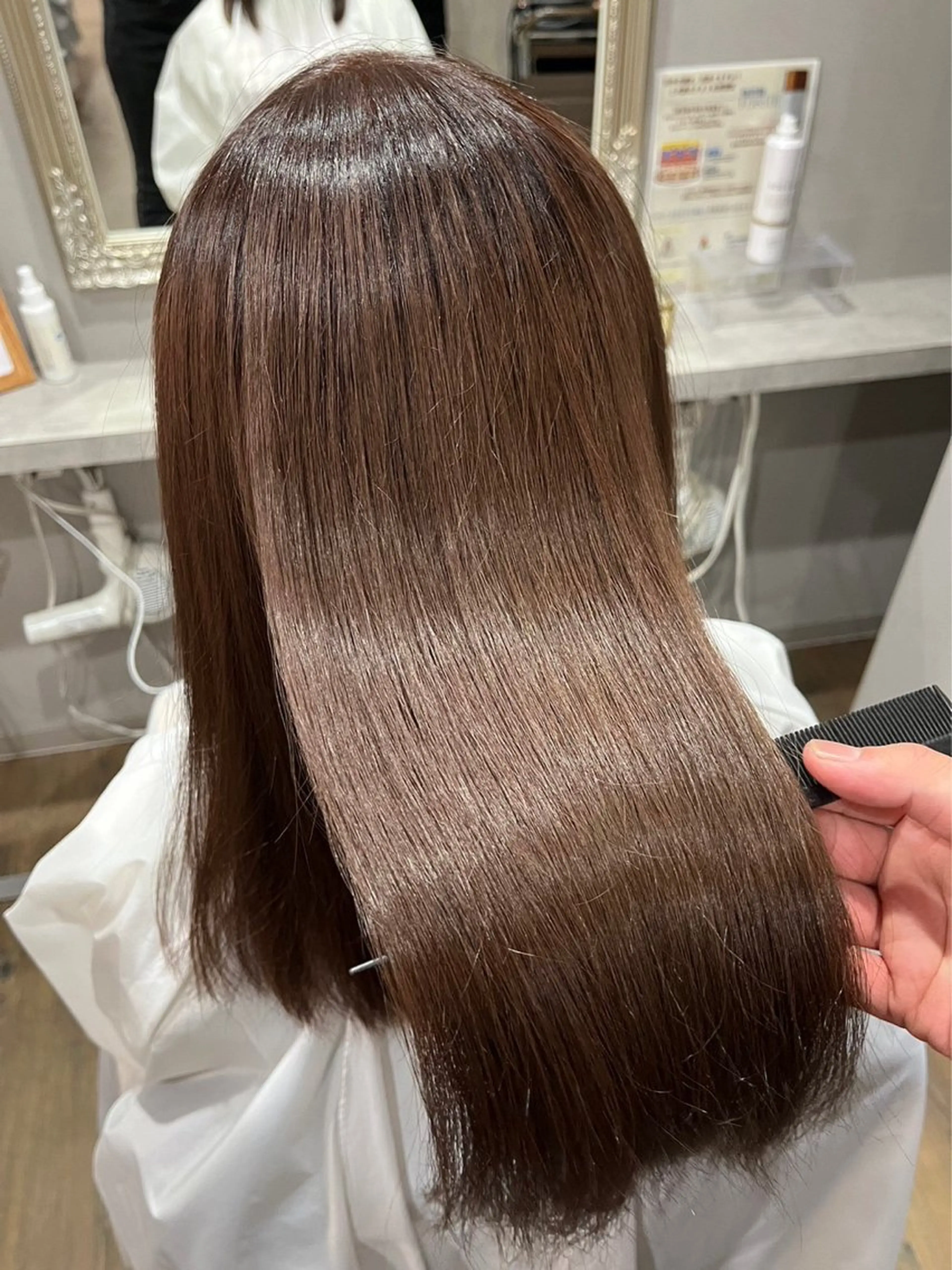 ロング カラー 阪口 萌のヘアスタイル