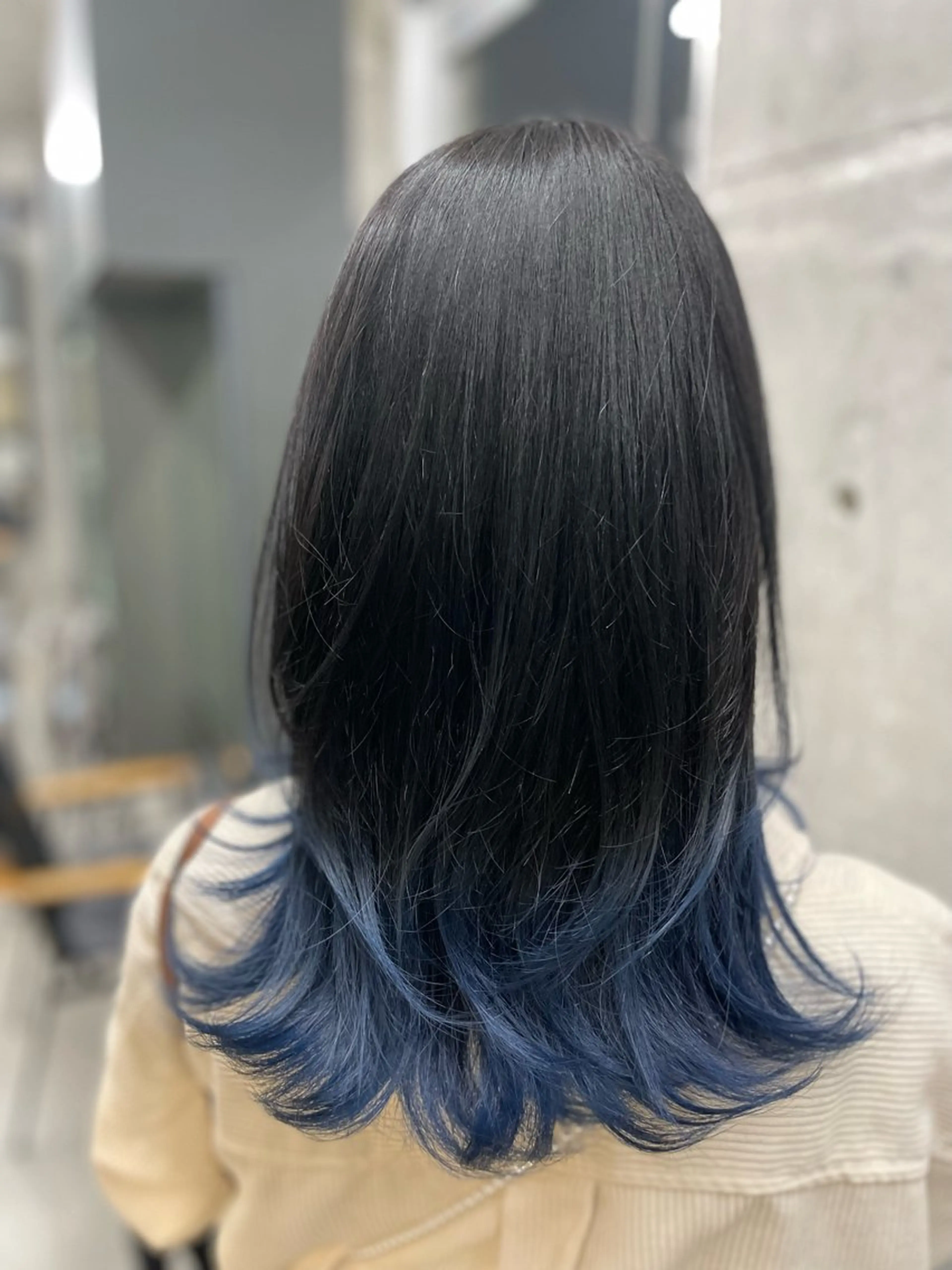 ミディアム カラー インナーカラー 推し ブリーチ  髪質改善のヘアスタイル