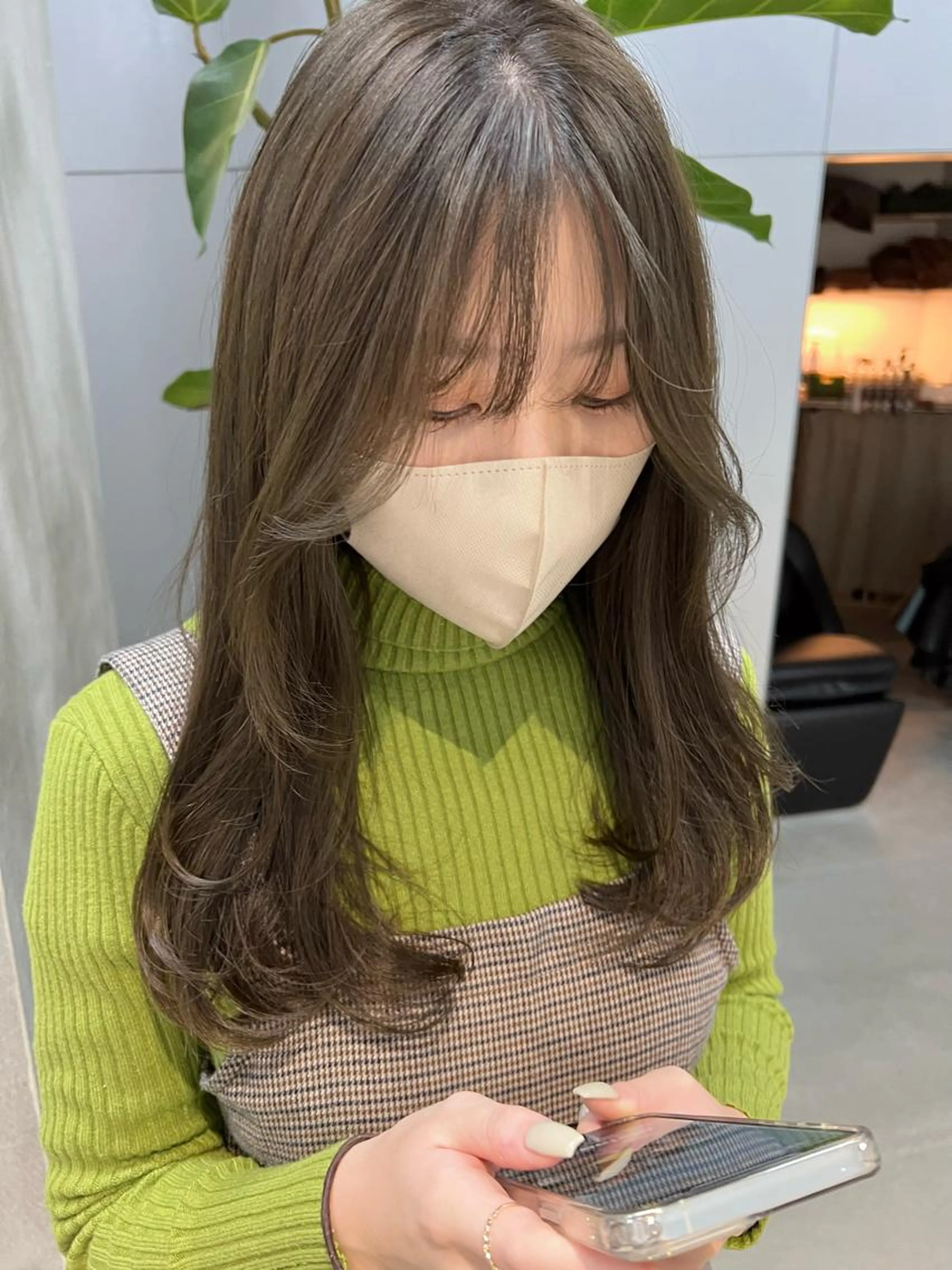 艶カラー+内部補修トリートメントの写真