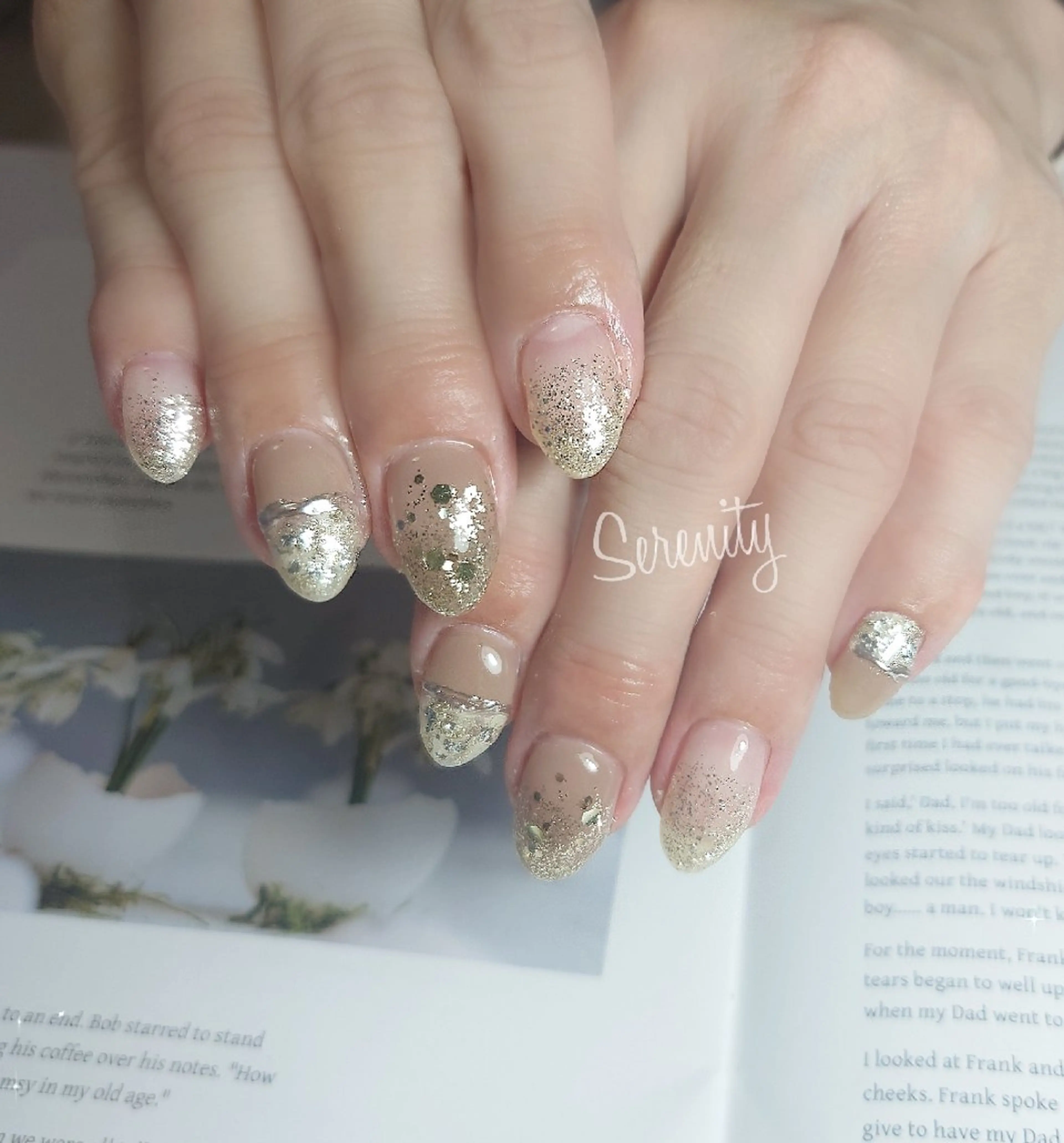 ネイル キラキラネイル ラメ(グリッター) ミラーネイル nail  serenityのネイルデザイン