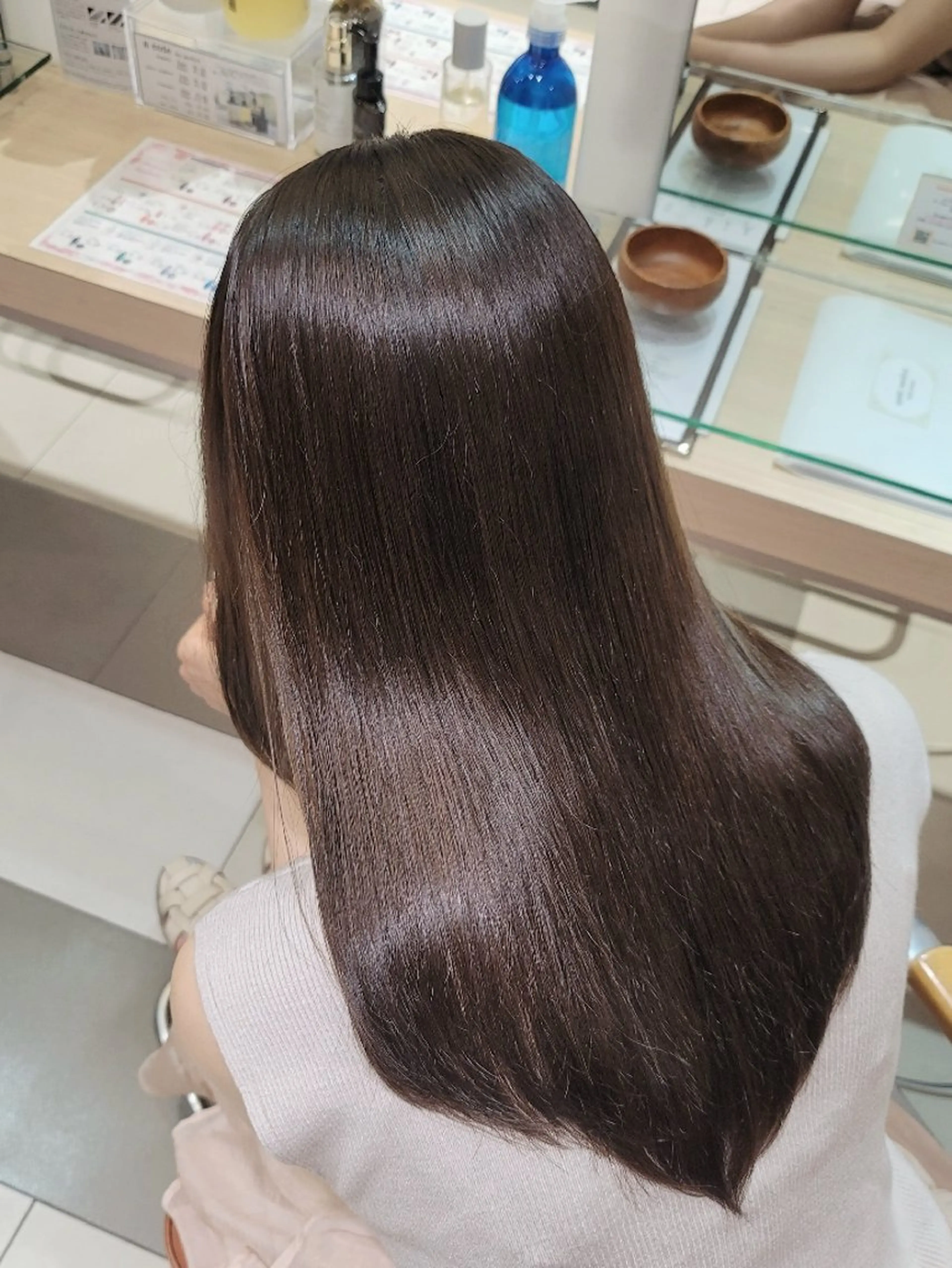 セミロング カラー 透明感カラー オリーブカラー カットモデル/ セット/宮里心香のヘアスタイル