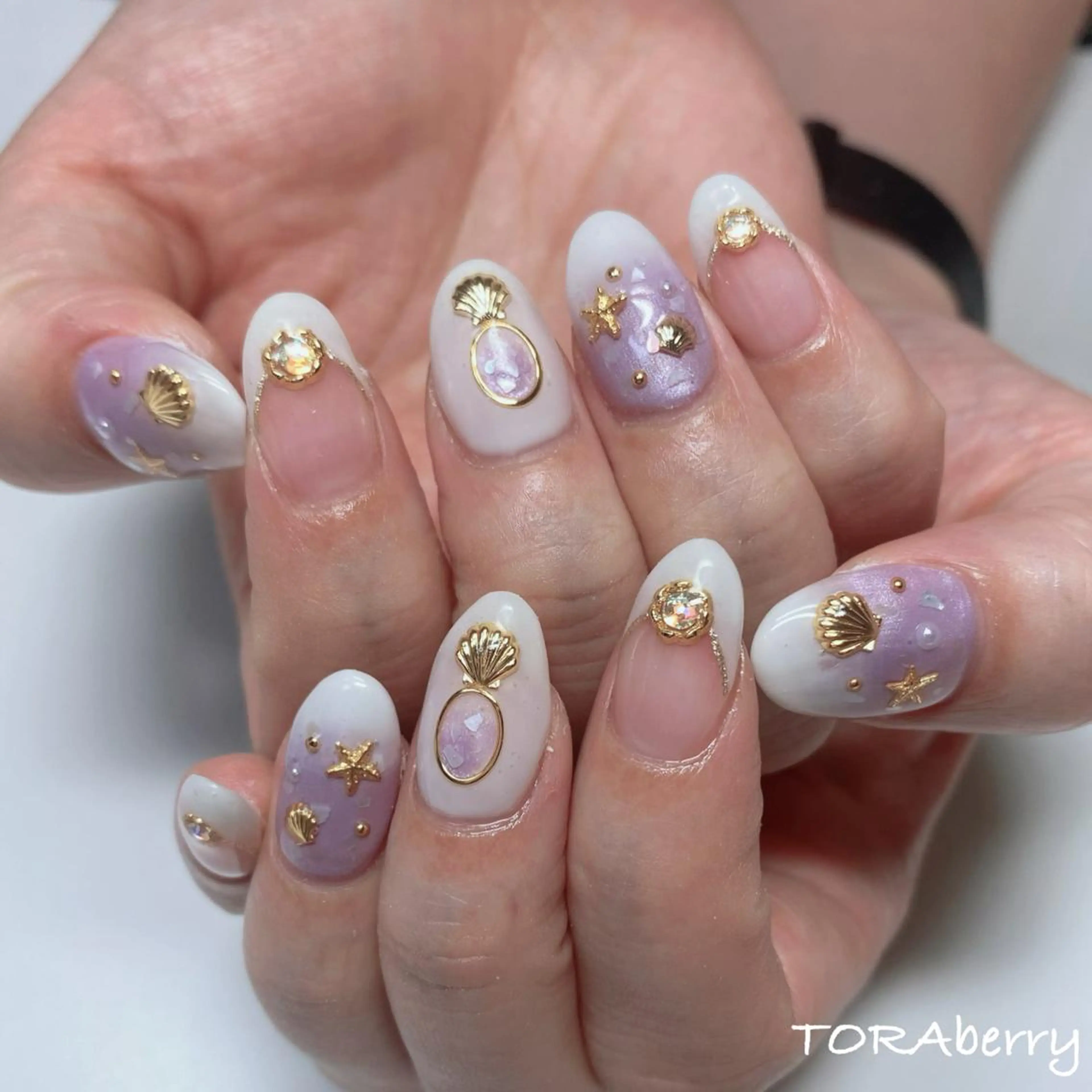 ネイル ハンドネイル ネイリスト なつみのネイルデザイン