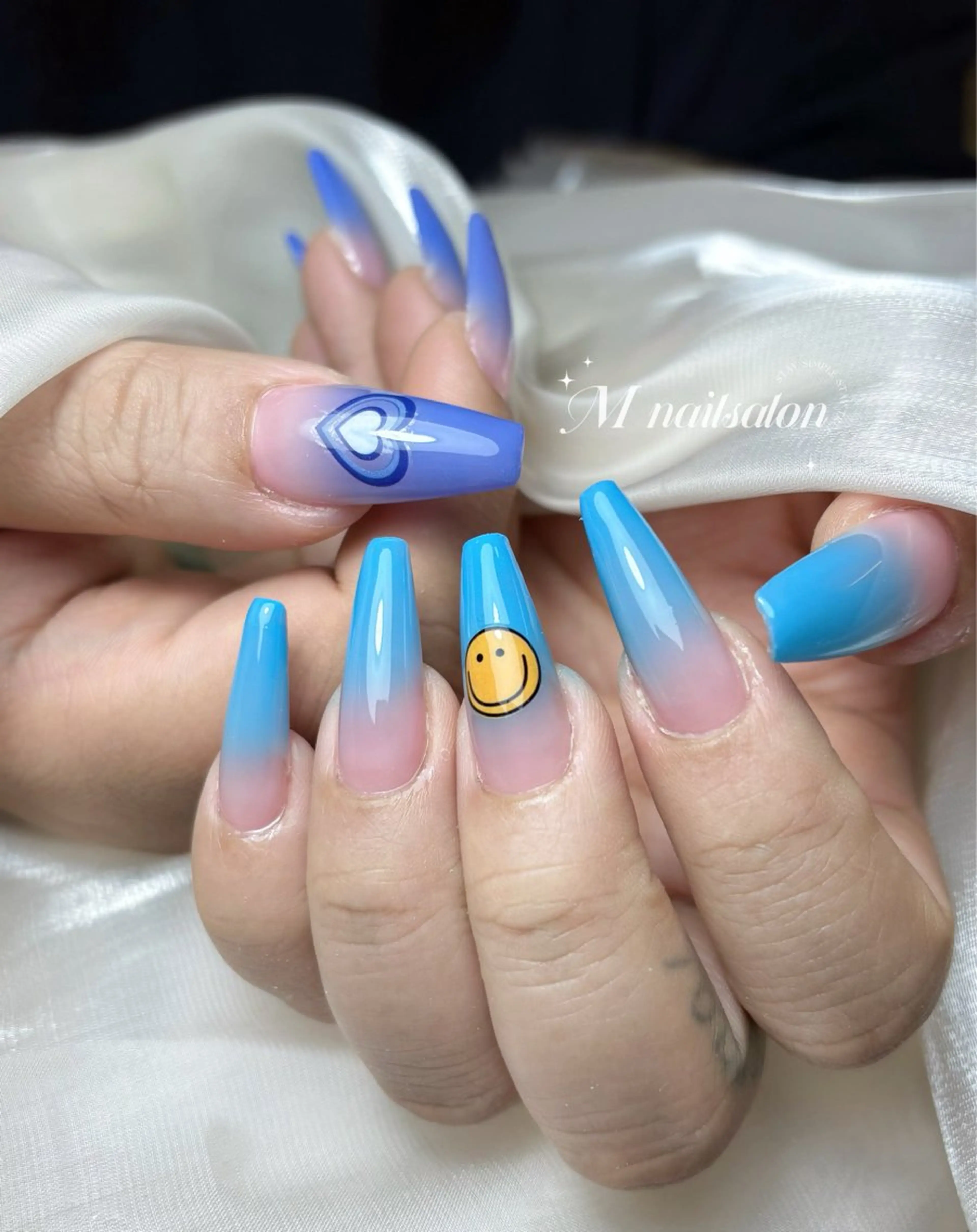 ネイル M🌷nail 長さだし専門店のネイルデザイン