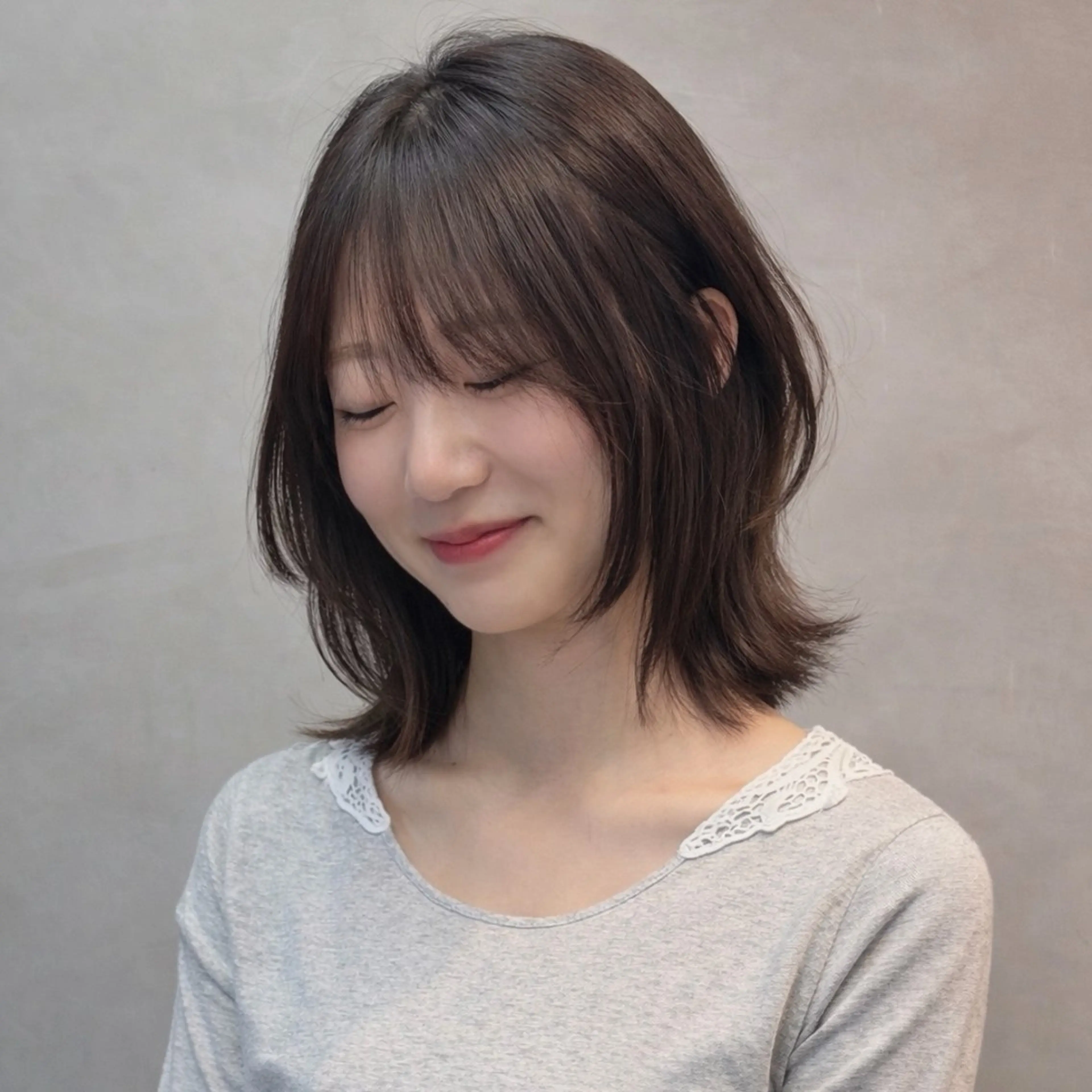 ミディアム カット ヘアカラー トリートメント レイヤー/ウルフ🤍 mayo.のヘアスタイル