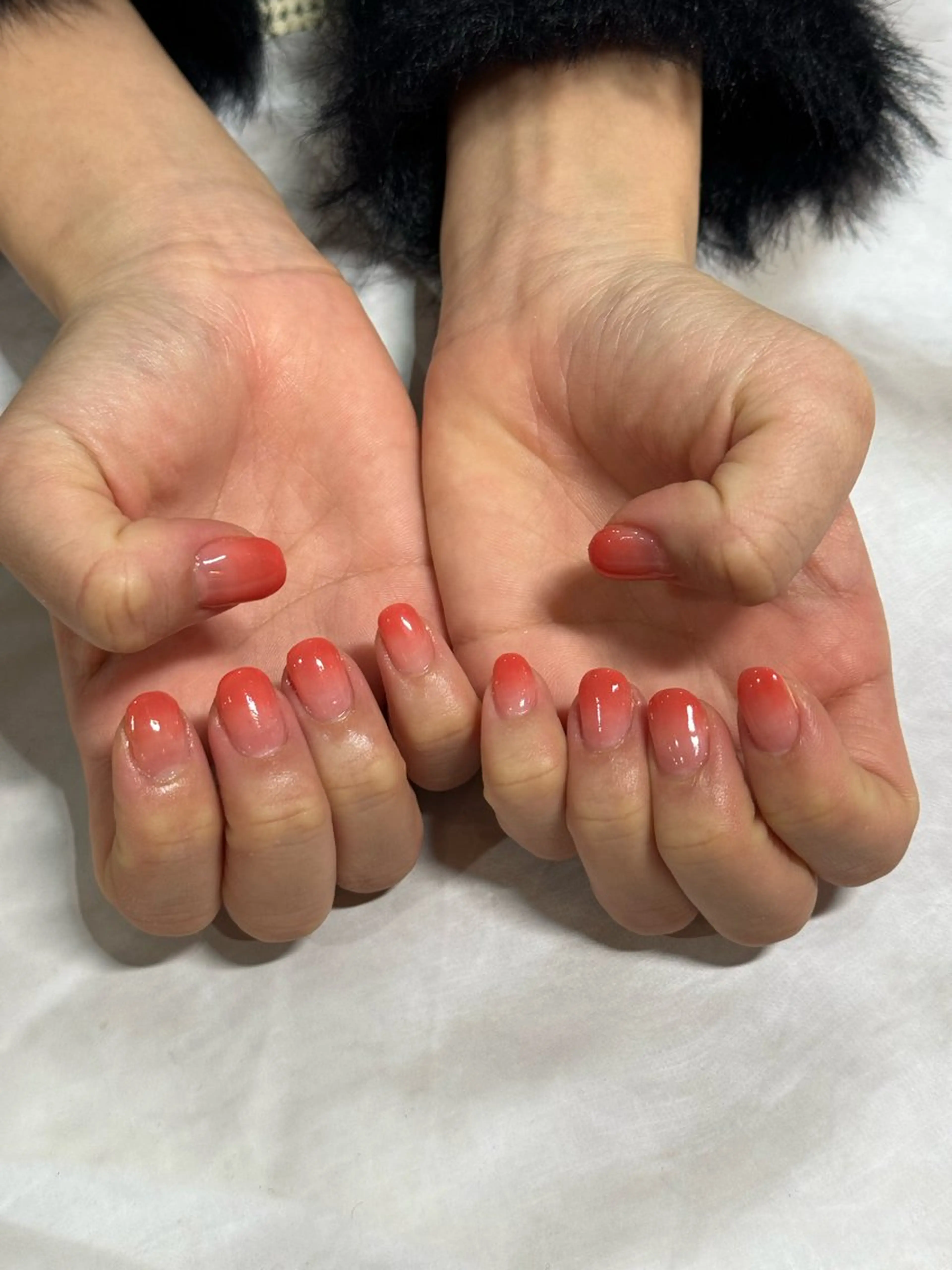 ネイル グラデーション MONICA KARENのネイルデザイン