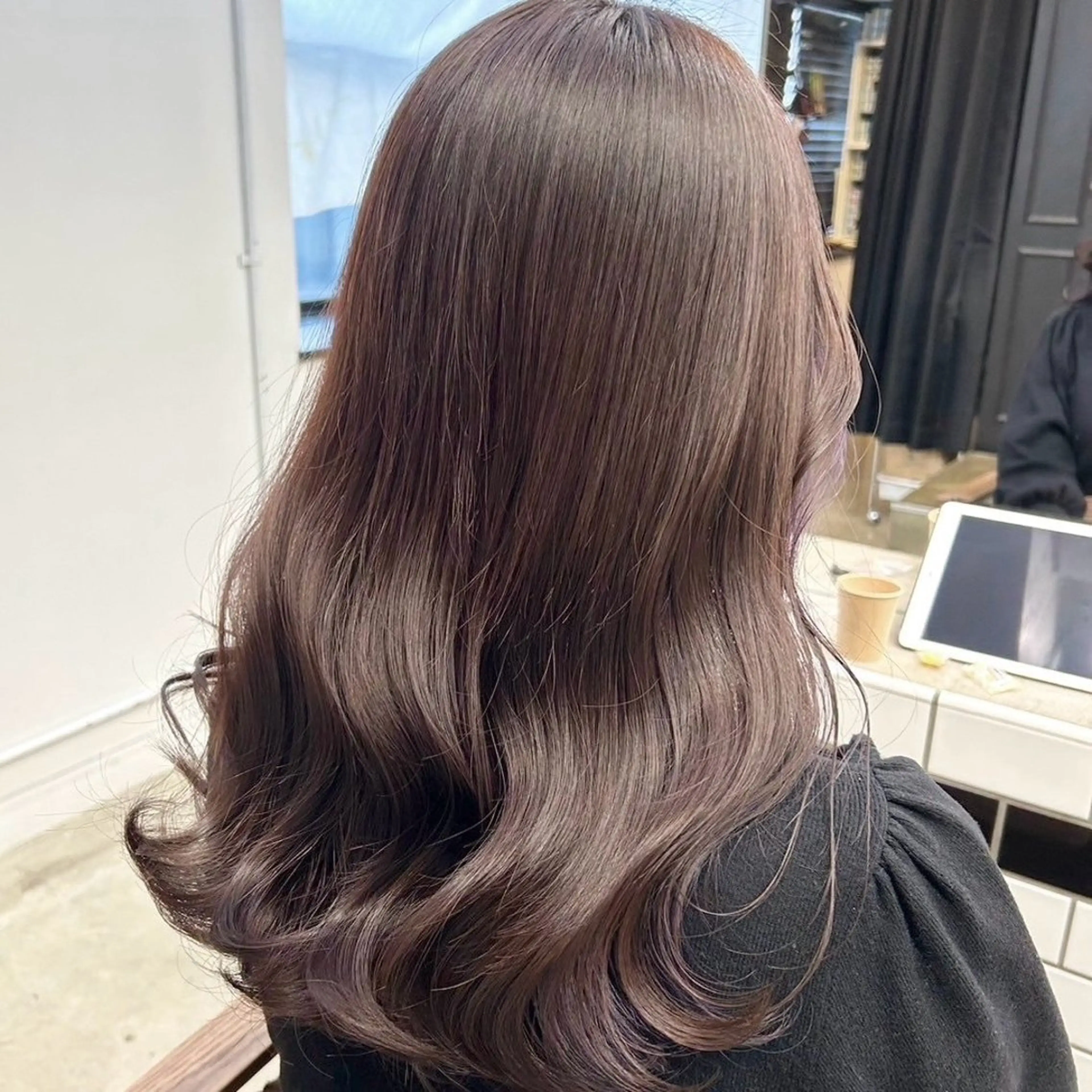 ロング カラー ヘアカラー パーマ トリートメント 市原 知世のヘアスタイル
