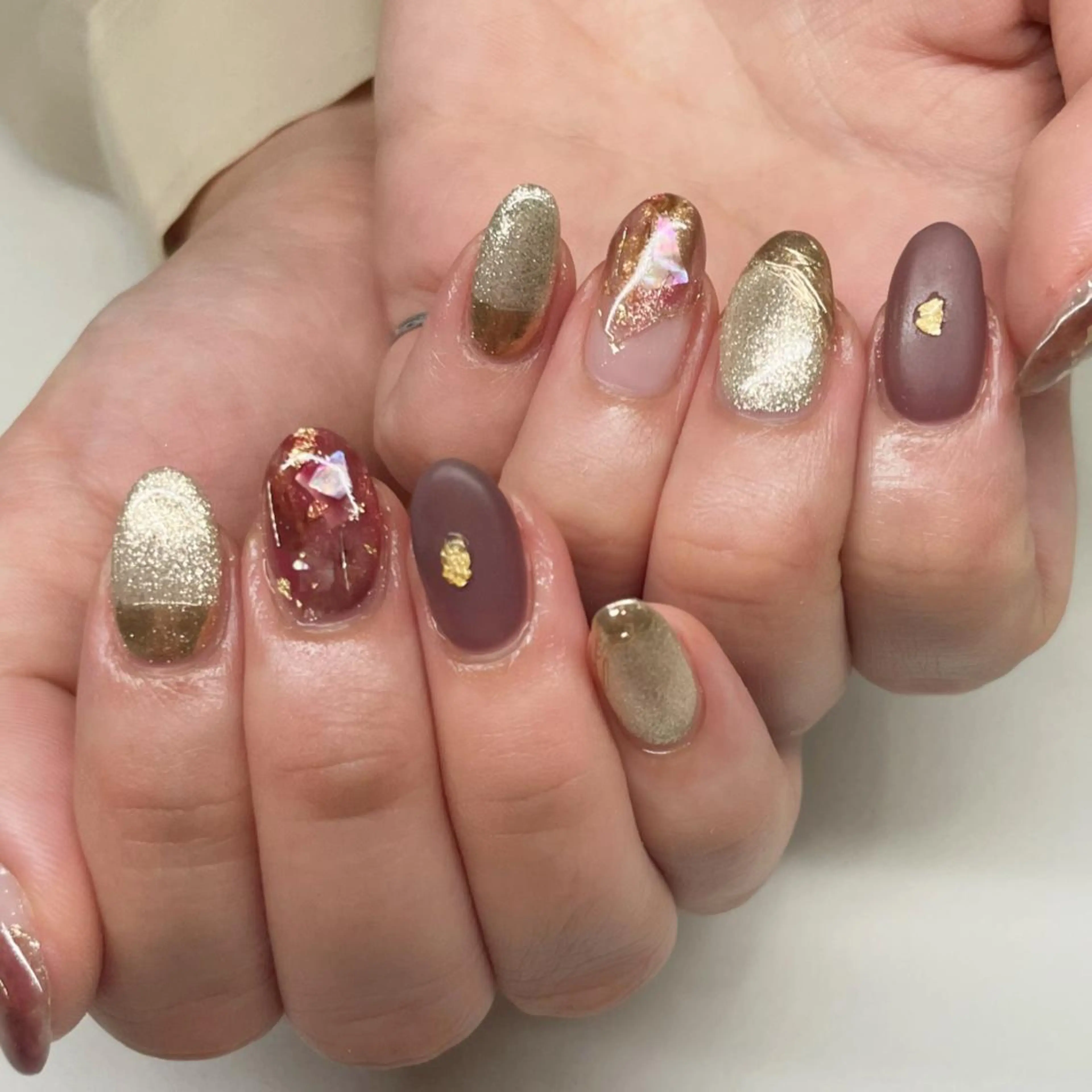 ミディアム Lety total beautyのネイルデザイン