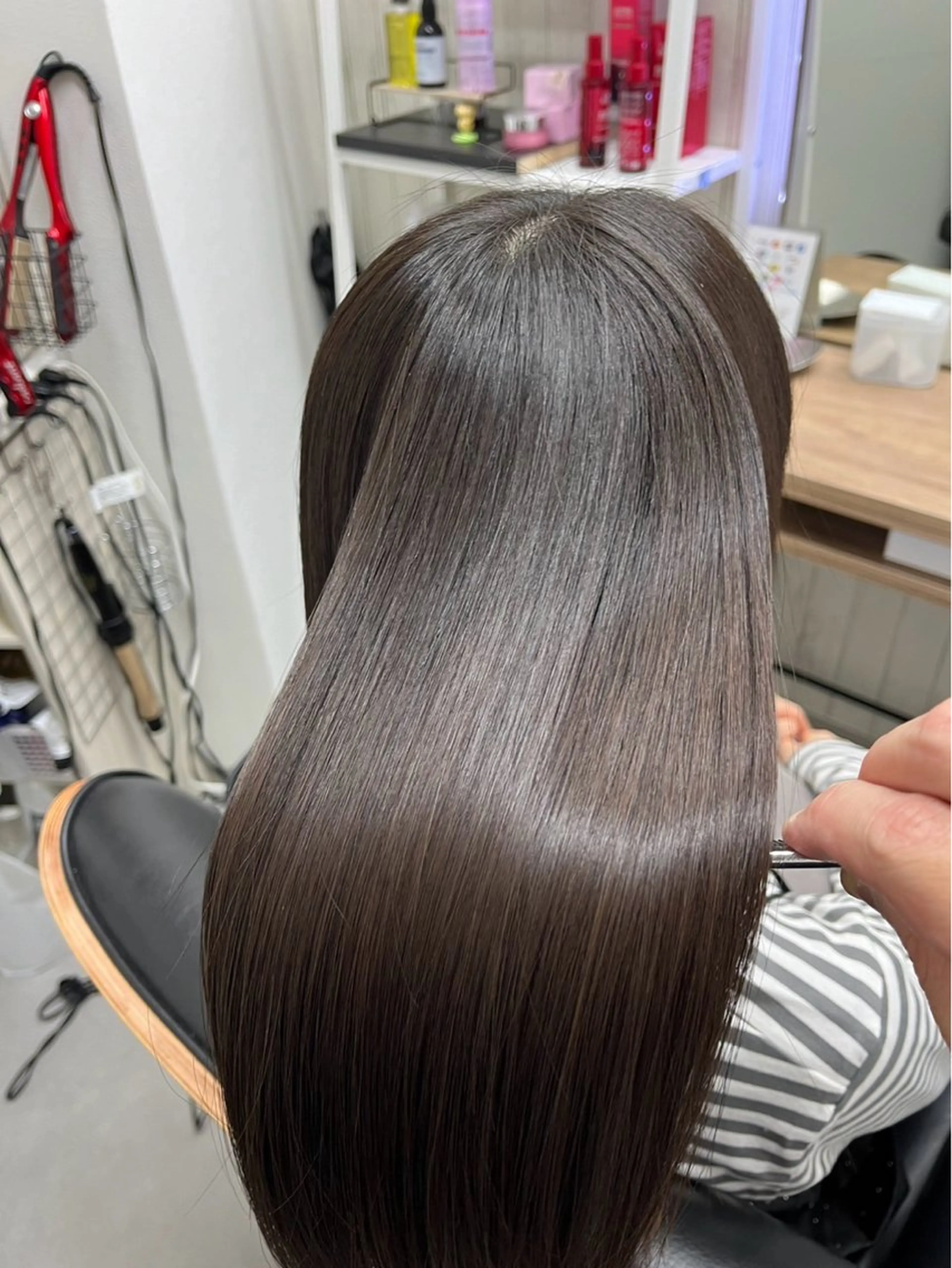 ロング 髪質改善 韓国風ヘア レイヤーカット 縮毛矯正 トリートメント The Apartment of Solon 船橋 2nd所属・艶髪改善師/高橋潤 /レイヤーカットのヘアスタイル