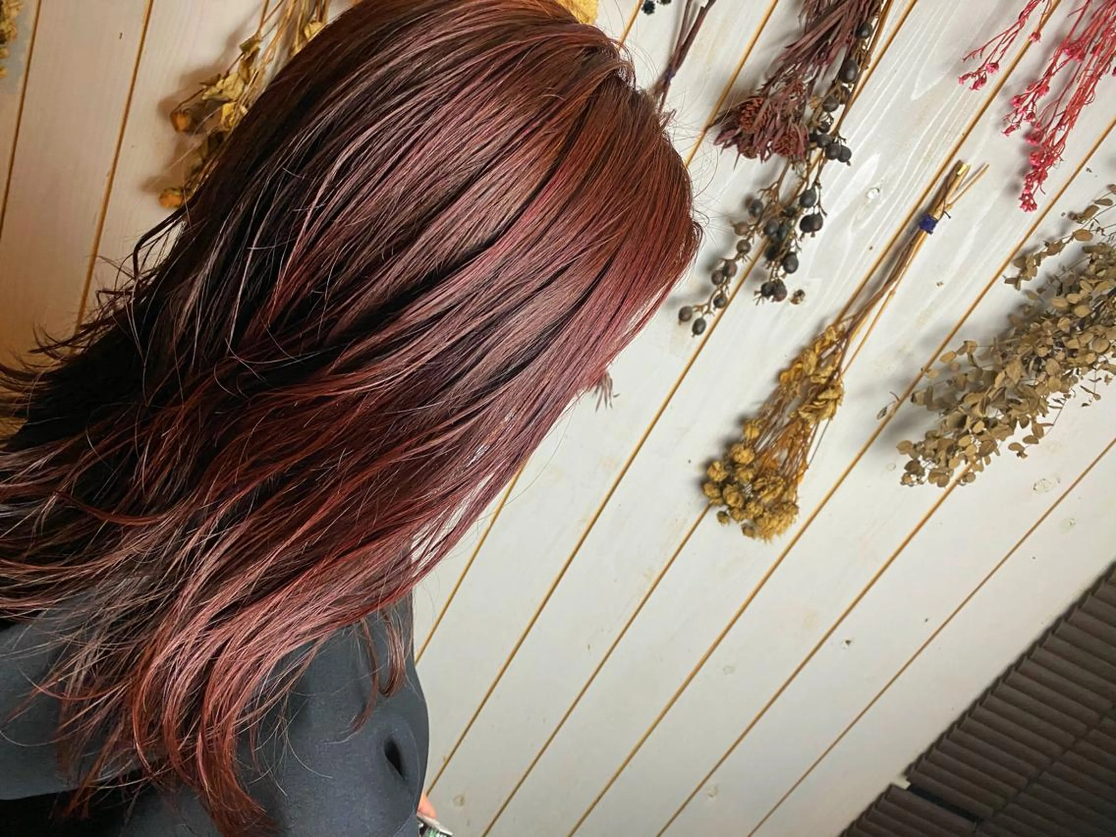 セミロング カラー LILIS hair designのヘアスタイル