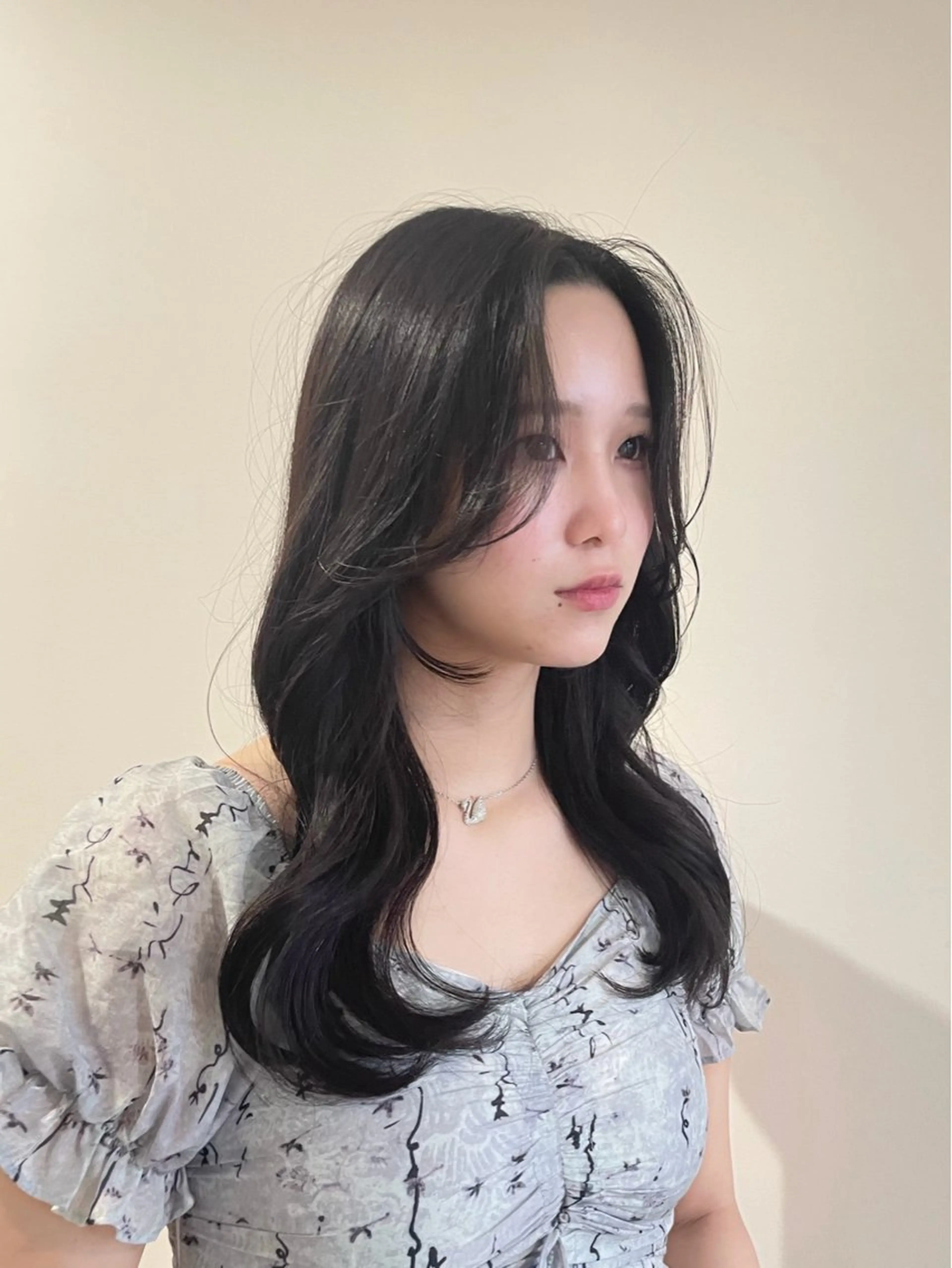 セミロング 店長/レイヤーカット /大東悠生のヘアスタイル