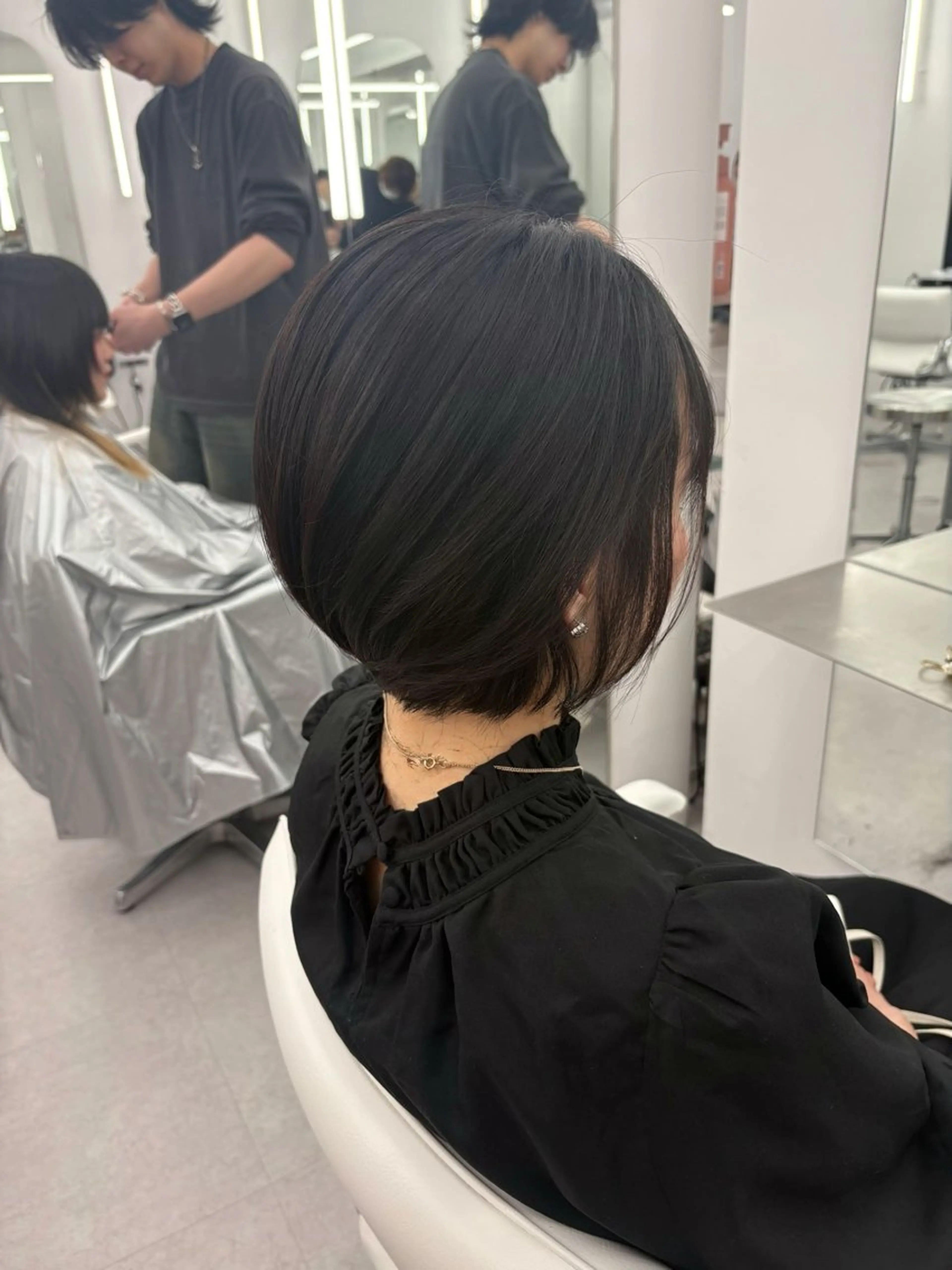 ショート 韓国ヘア/レイヤー/ 顔まわり足立遥奈のヘアスタイル