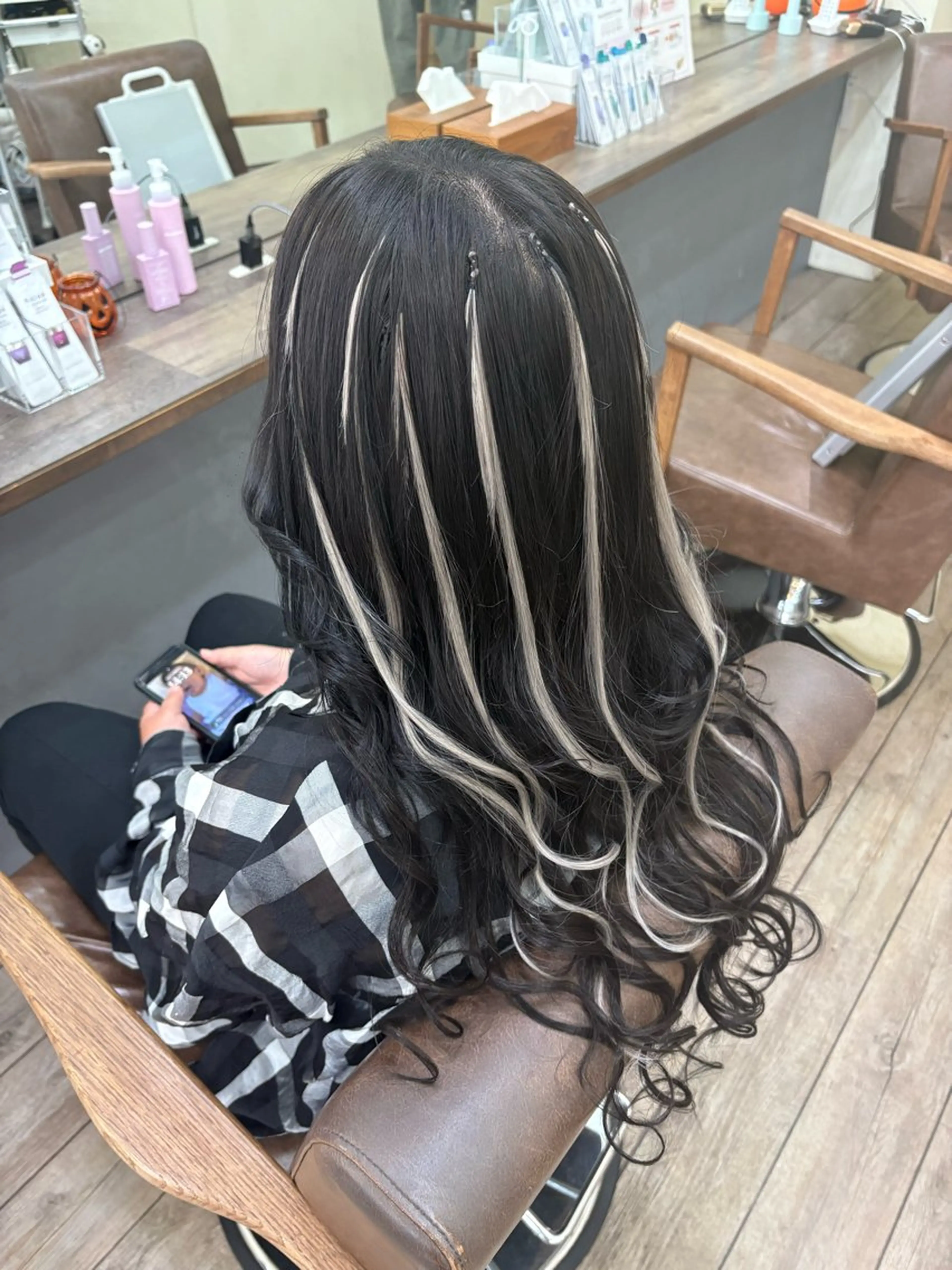 カラーやり放題➕編み込みエクステ100g🪽🫧💝の写真