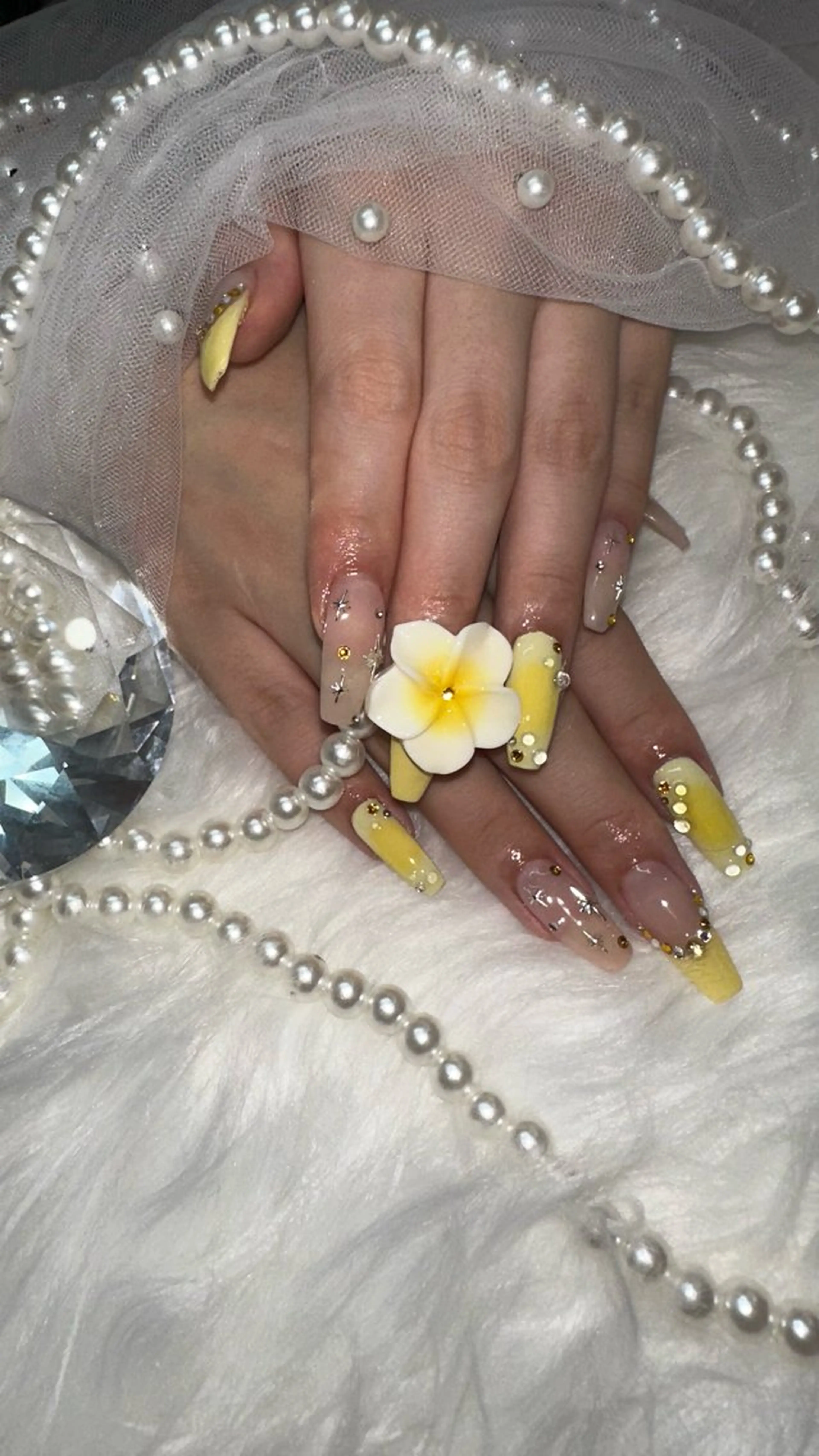 ネイル フラワーネイル ロングネイル スカルプネイル ハンドネイル icy nail れいあのネイルデザイン