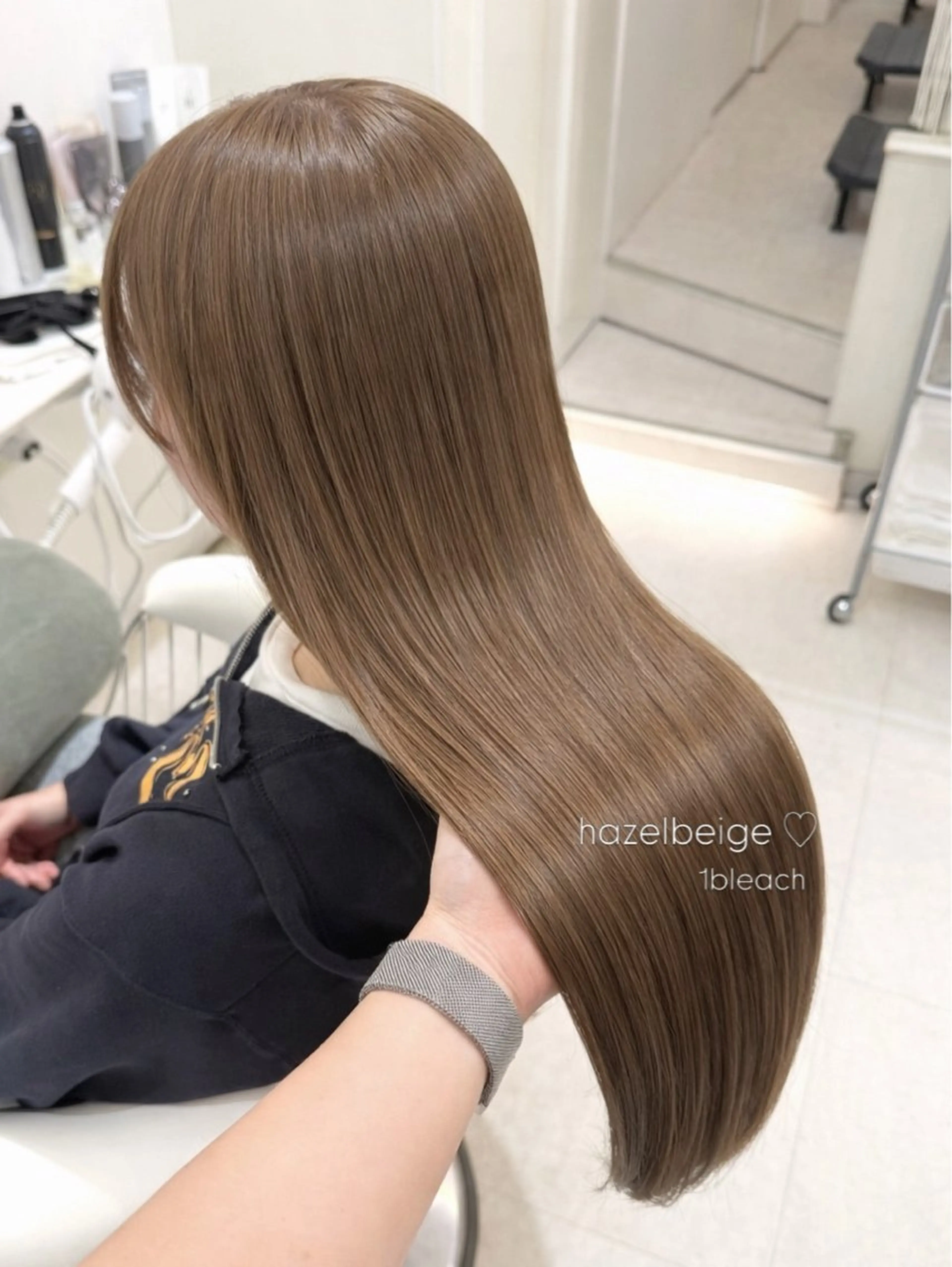 ロング カラー ヘアカラー ParveMix 🩶🫧入江 香名のヘアスタイル