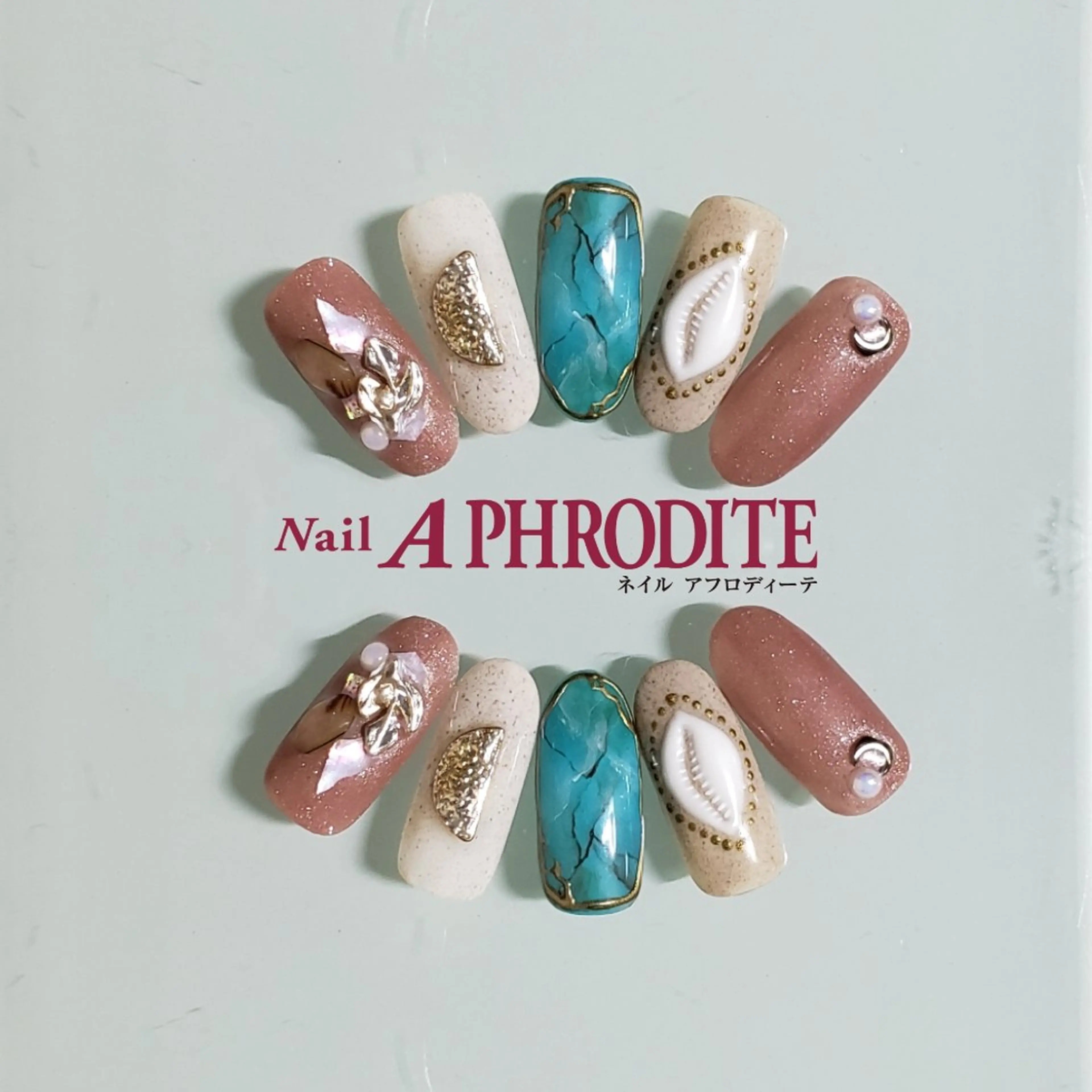 ネイル ジェルネイル ニュアンスネイル スカルプネイル ソフトジェル ネイルチップ ハンドネイル Nail Aphroditeのネイルデザイン