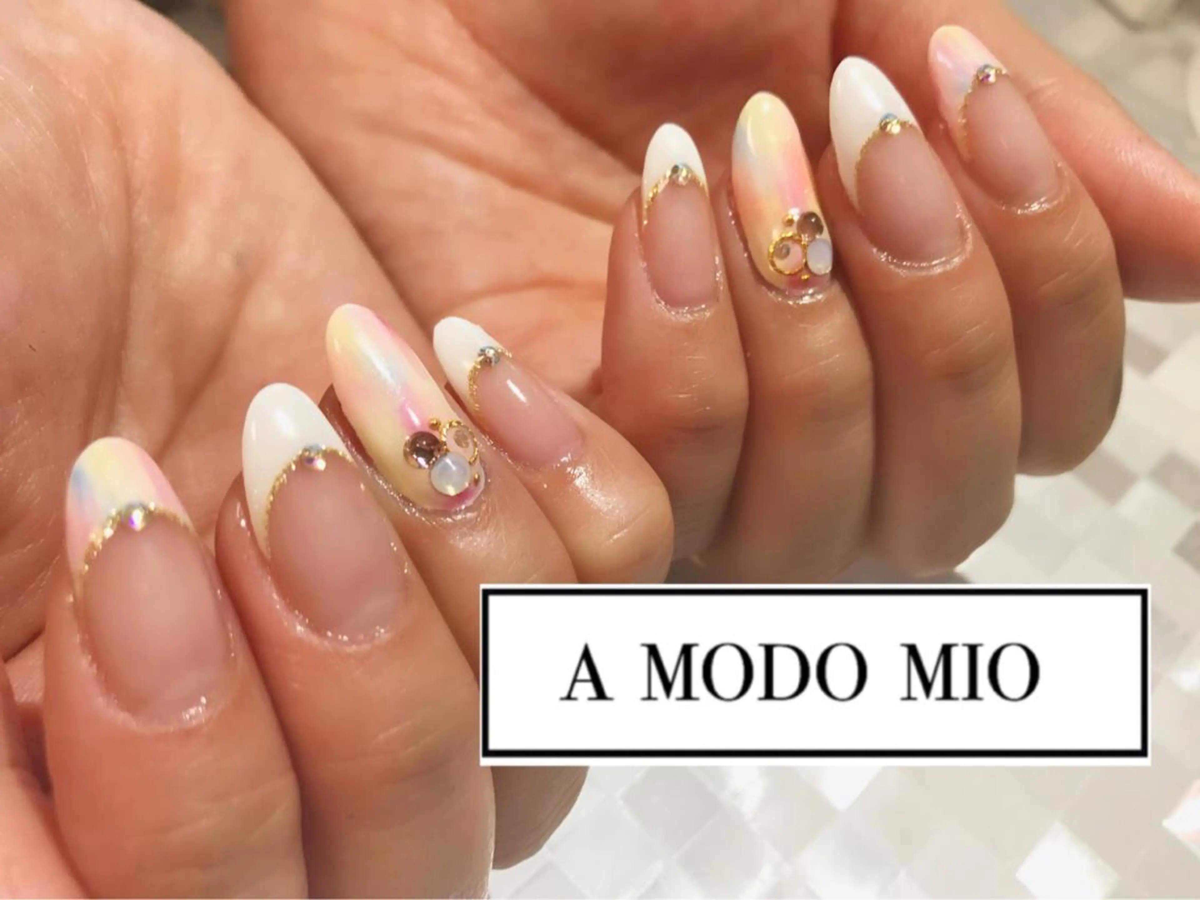 ネイル A MODO MIOのネイルデザイン