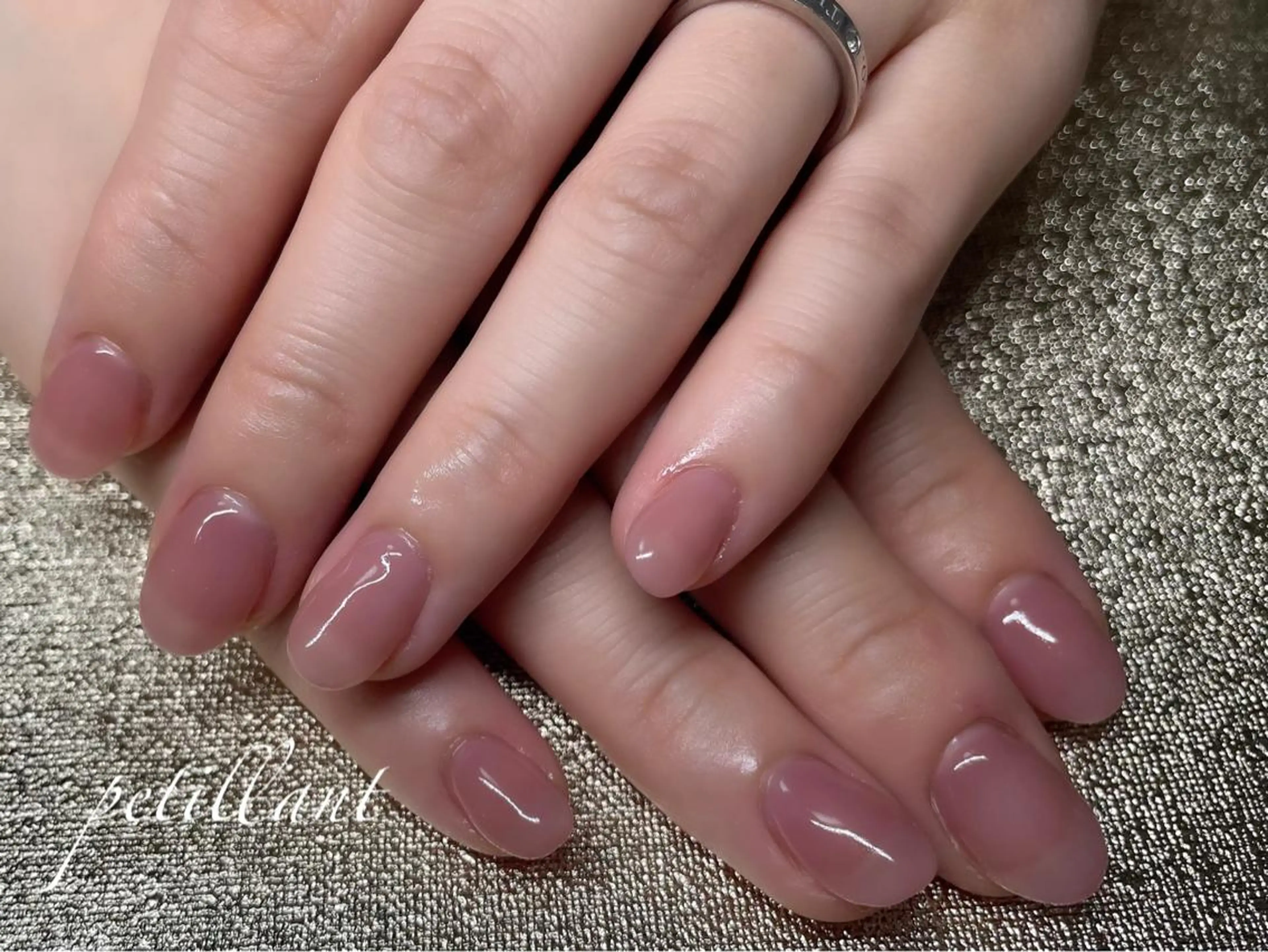 ネイル 長さ出し ワンカラーネイル ピンク ハンドネイル ハンドケア nail salon petillantのネイルデザイン