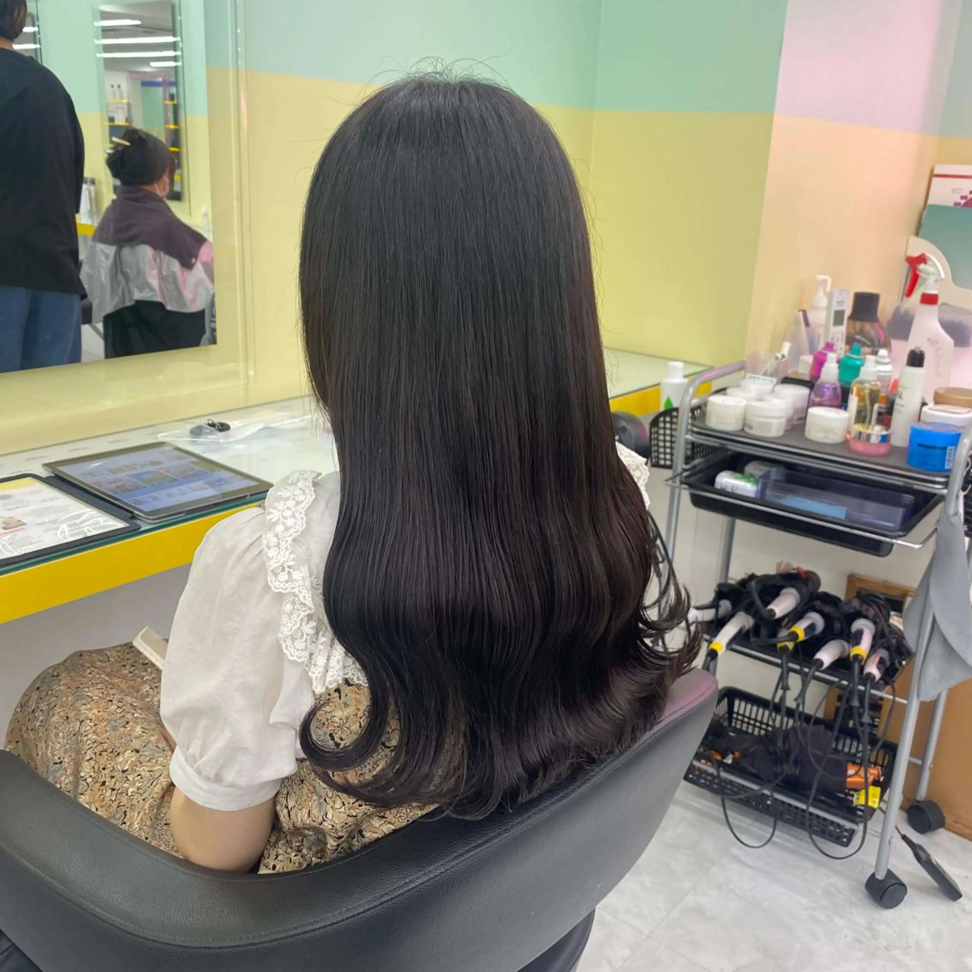 セミロング カラー パーマ ヘアアレンジ メンズ キッズ ネイル マツエク・マツパ アイブロウ ディープラベンダー ラベンダーカラー ヘアカラー 💖横浜ブリーチなし 💖MIHOのヘアスタイル