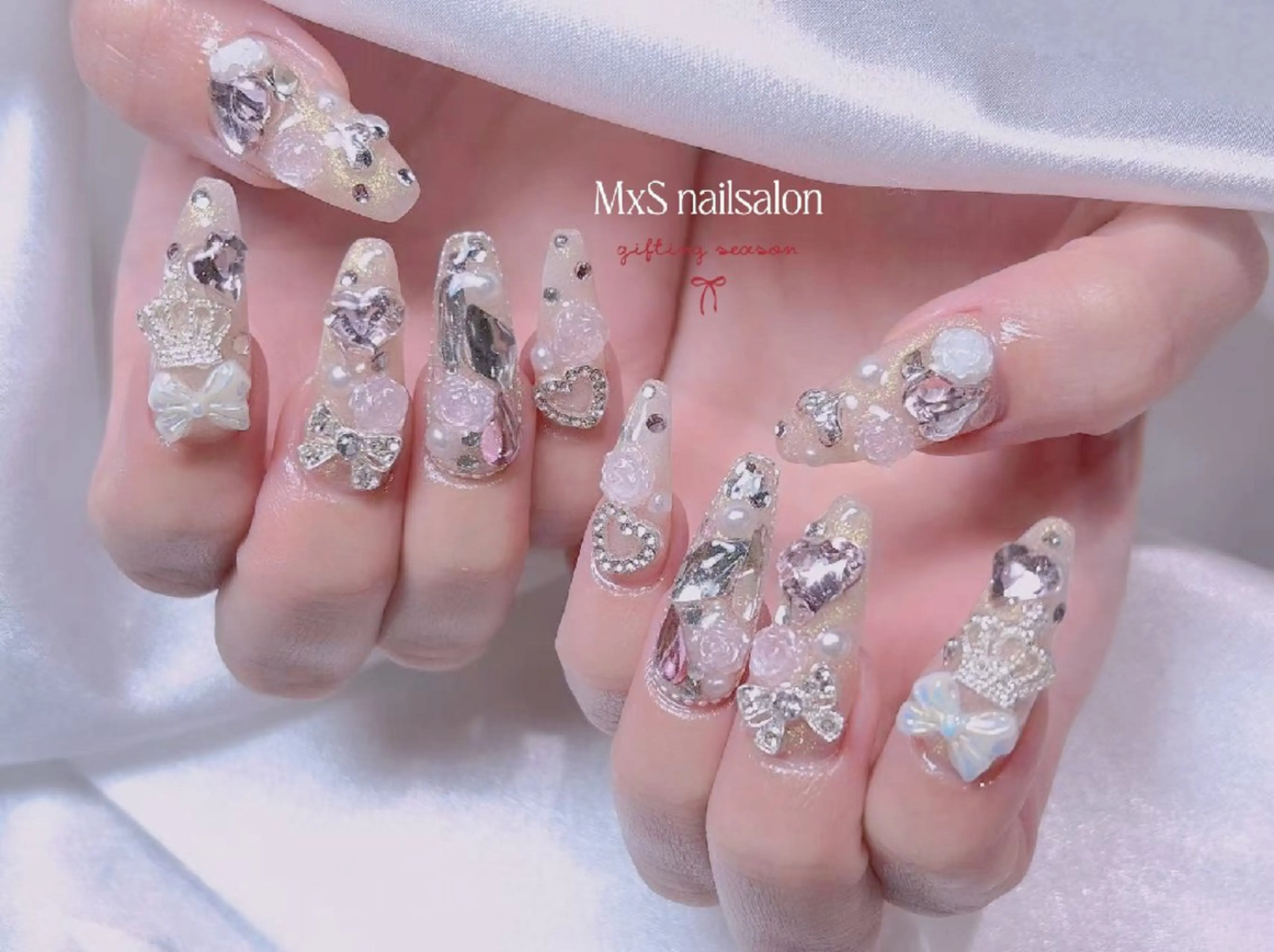 ネイル ジェルネイル 韓国ネイル マグネットネイル パラジェル ワンホンネイル ハンドネイル M×S Nail みなのネイルデザイン