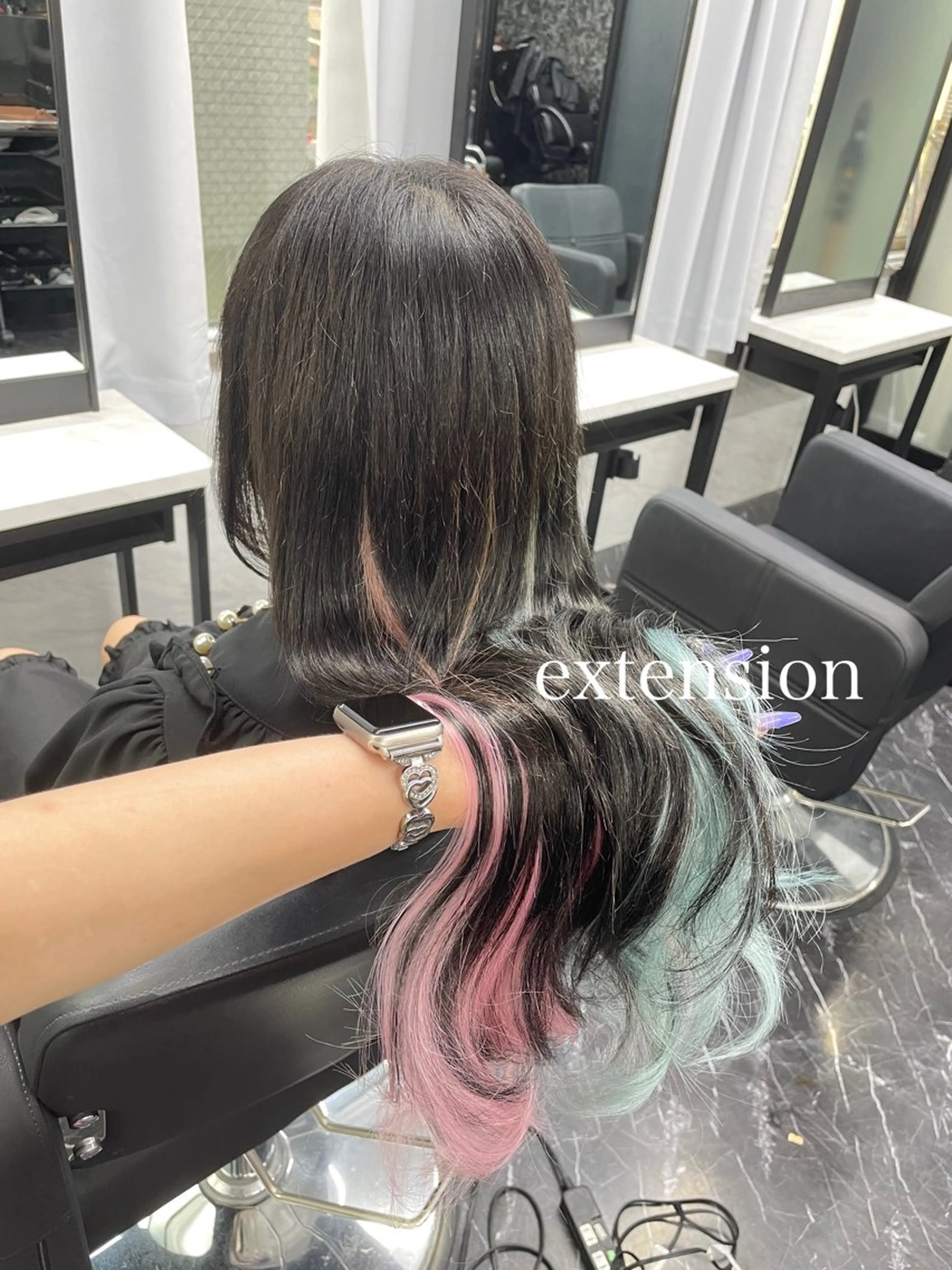 ロング カラー ヘアカラー エクステ エクステ🩵ブリーチ 韓国ヘア🩵KAEのヘアスタイル