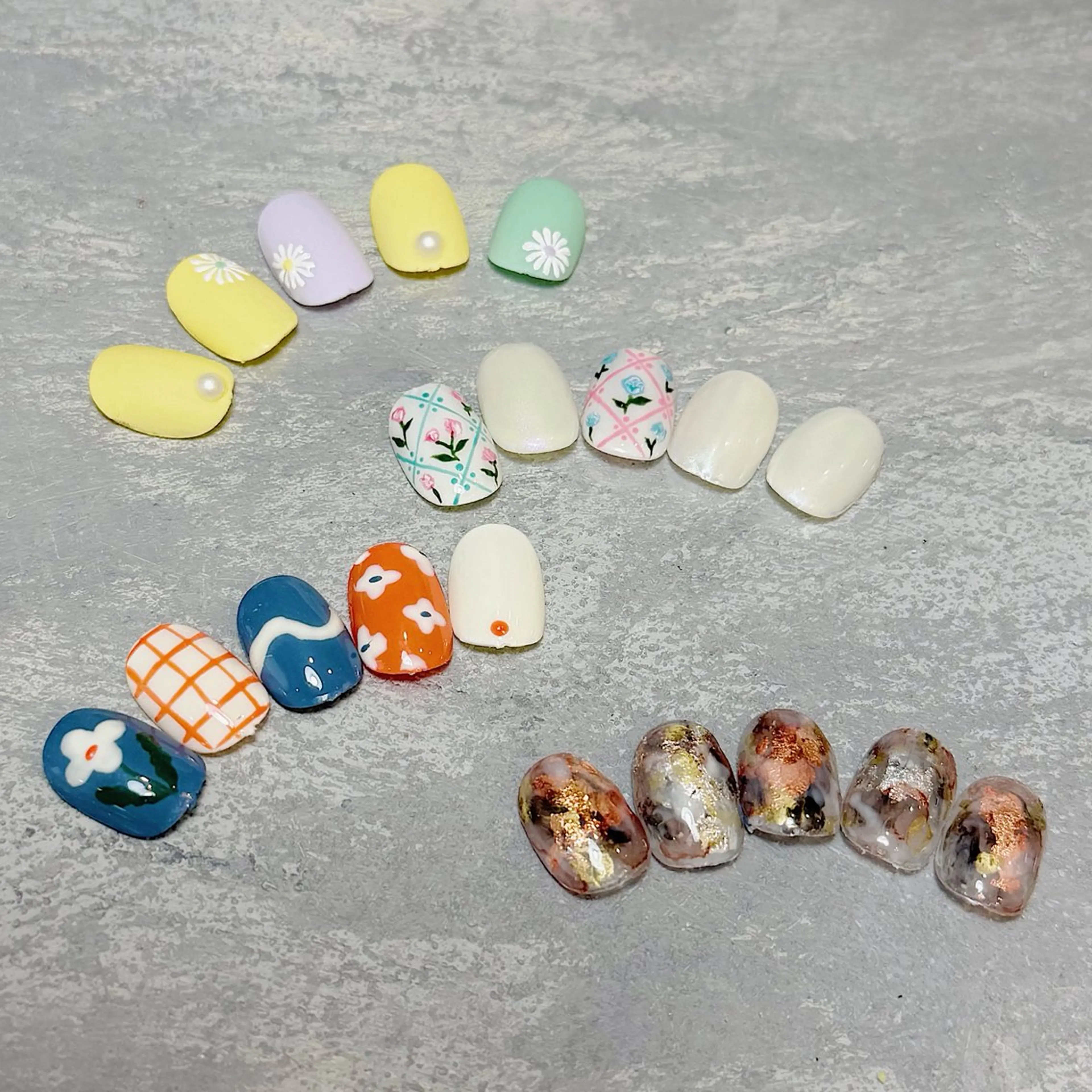 【オフあり】シンプルアート⚠️現金のみ⚠️の写真