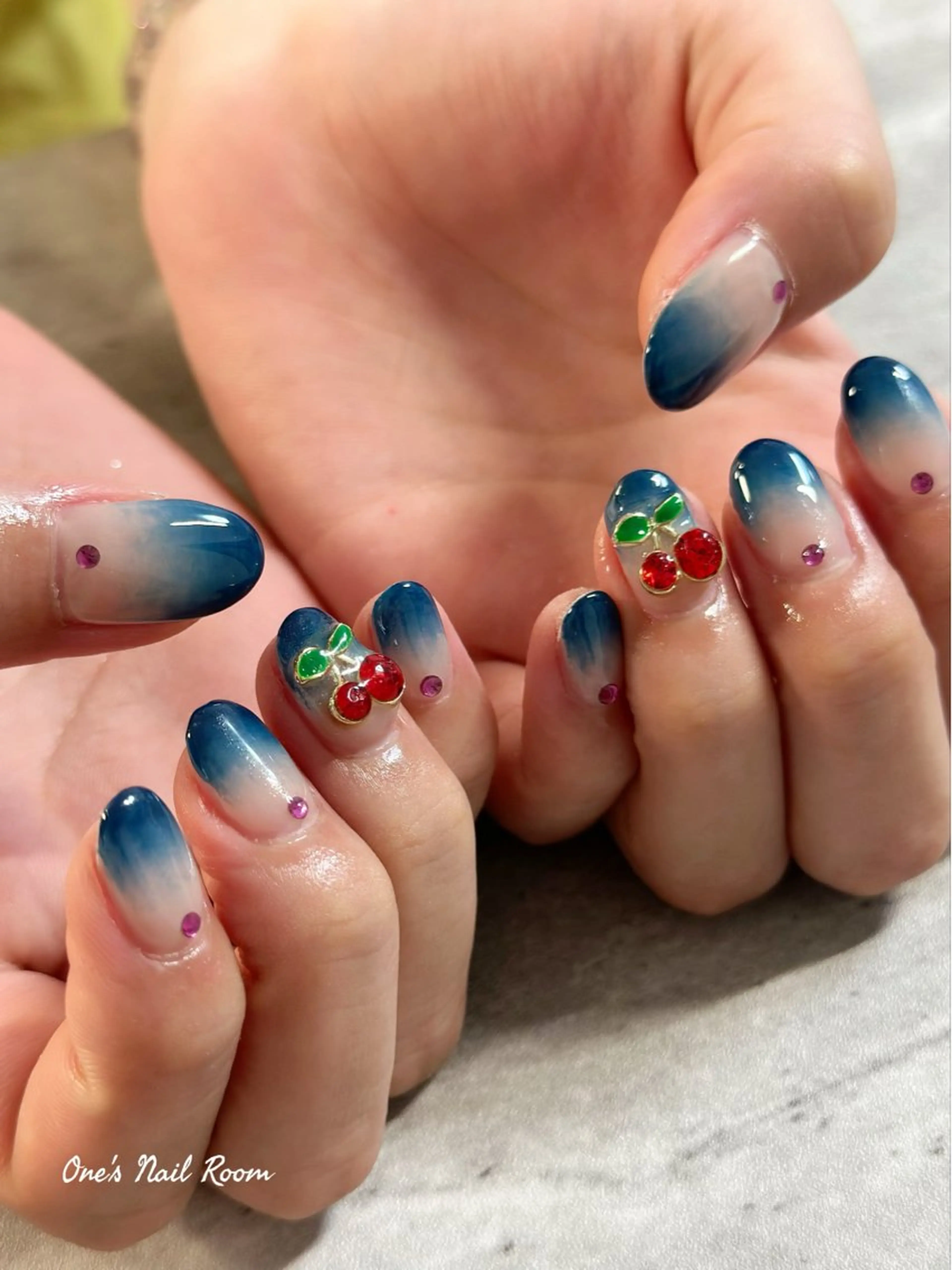 ネイル ハンドネイル One's Nail Roomのネイルデザイン