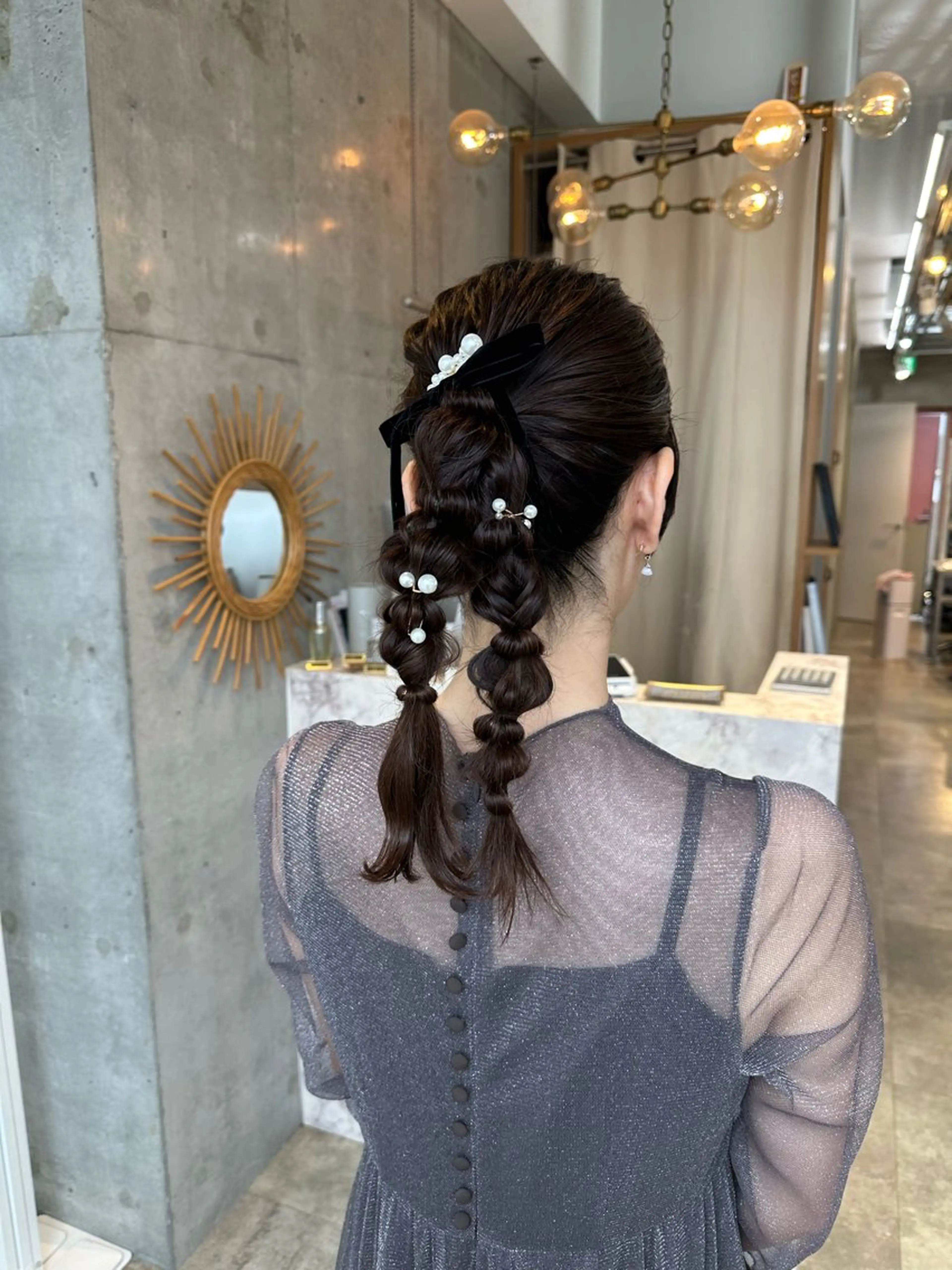 セミロング ヘアアレンジ さとう あやかのヘアスタイル