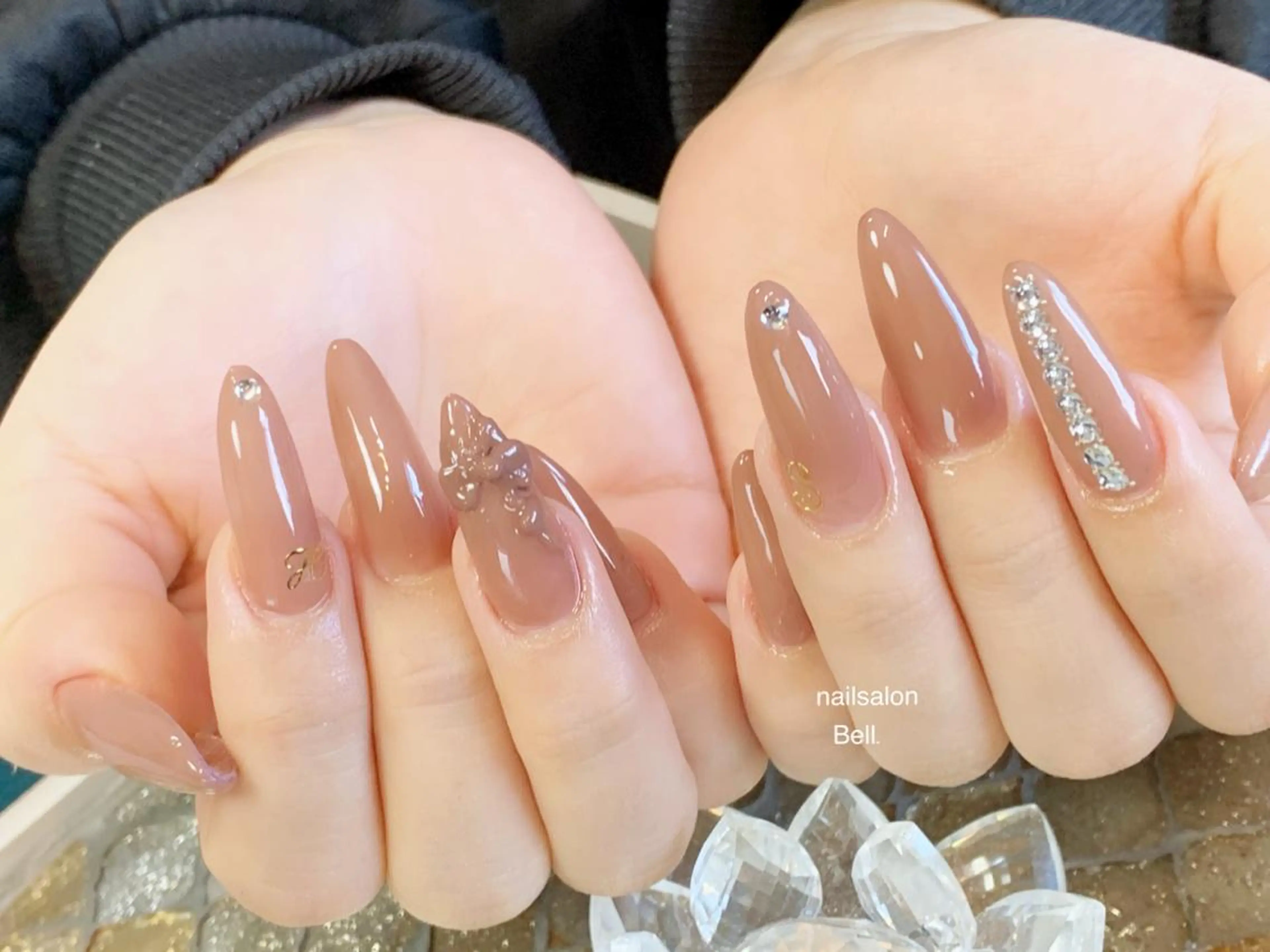 ネイル ハンドネイル Y. Reonaのネイルデザイン