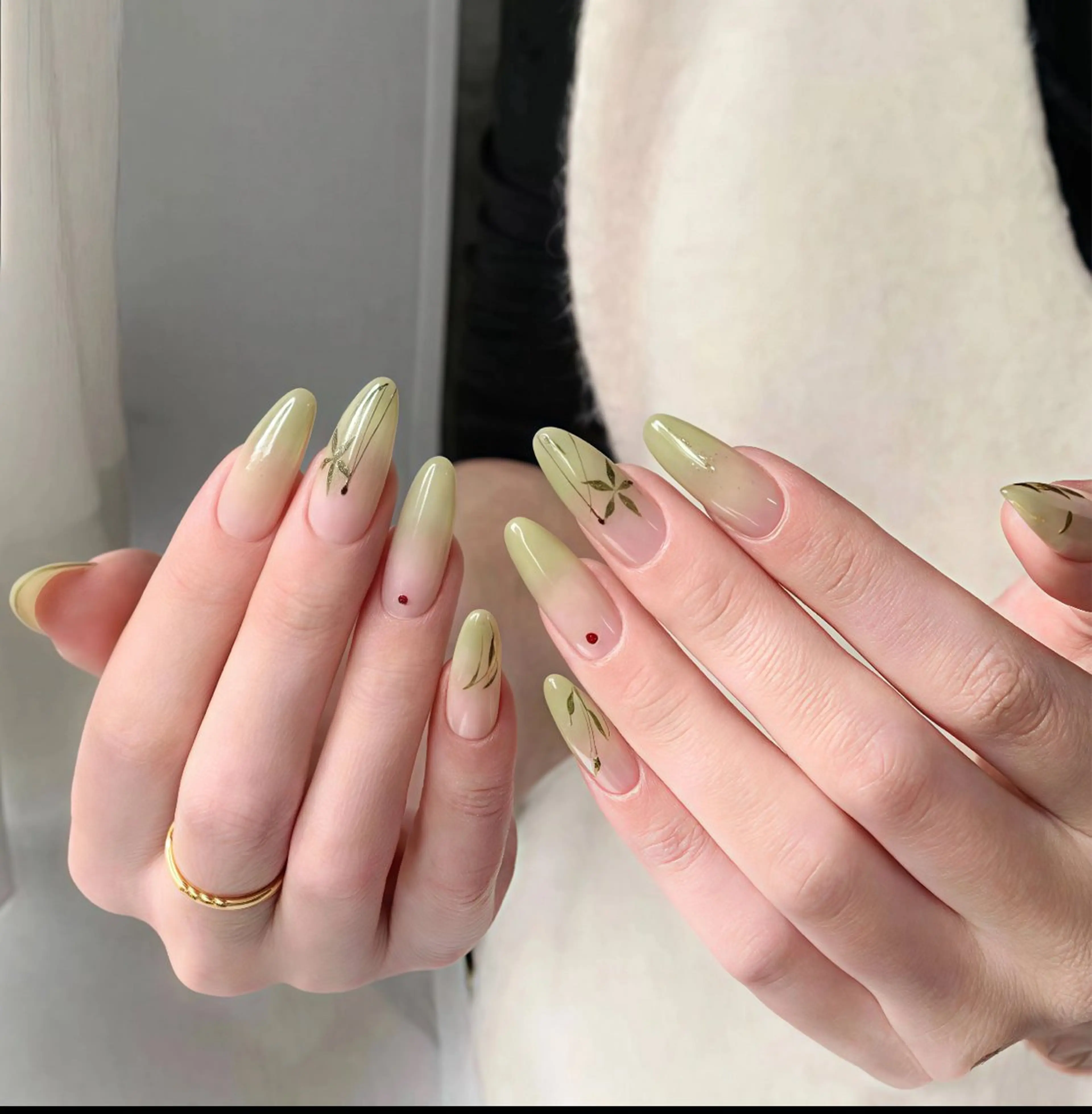 ネイル ハンドネイル L&Y Nail salonのネイルデザイン
