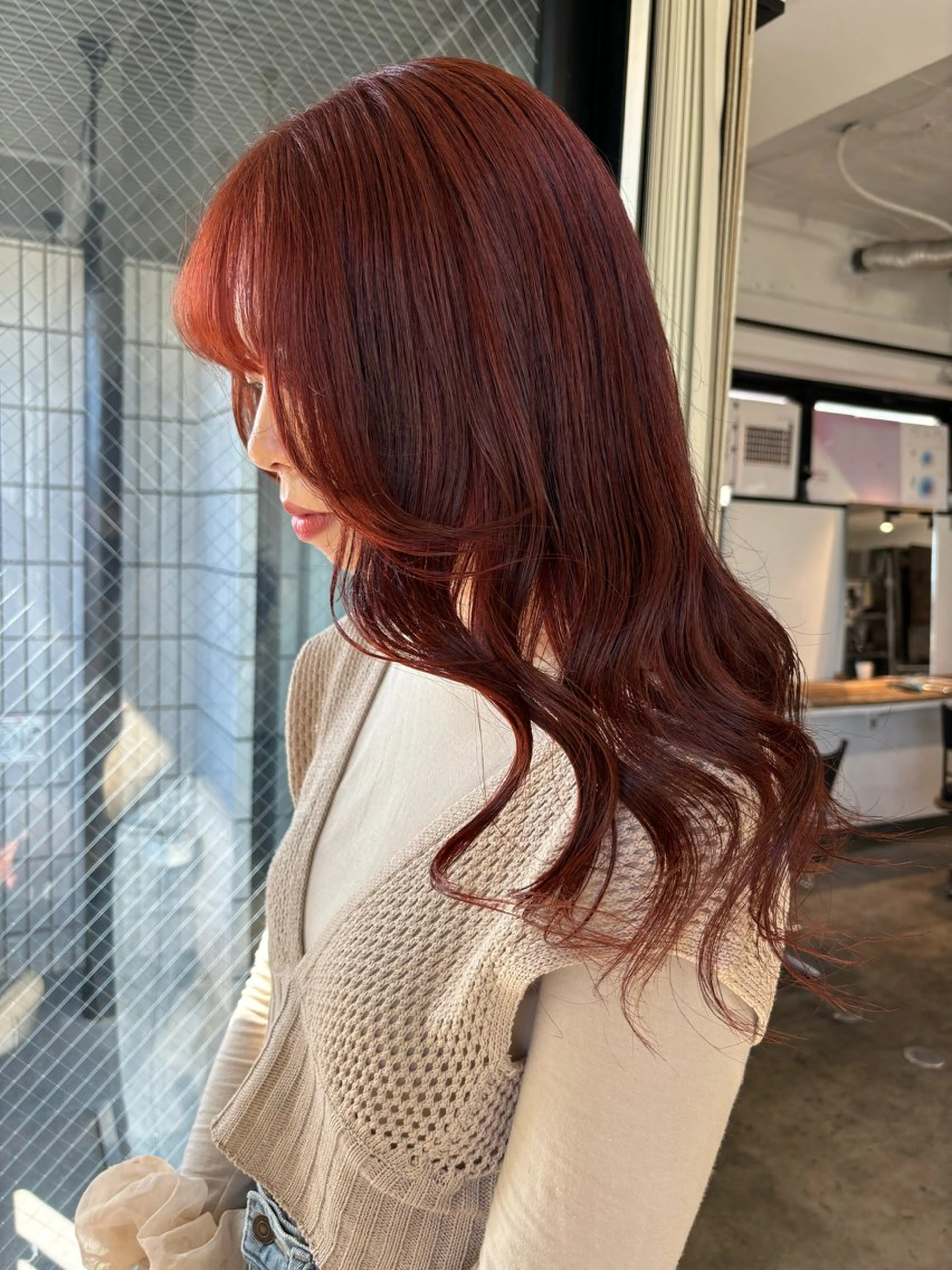 ロング カラー ボルドーカラー ブラウンカラー オレンジ オレンジブラウン オレンジレッド ヘアカラー 暖色カラー🍒 ケアブリーチ/akiのヘアスタイル