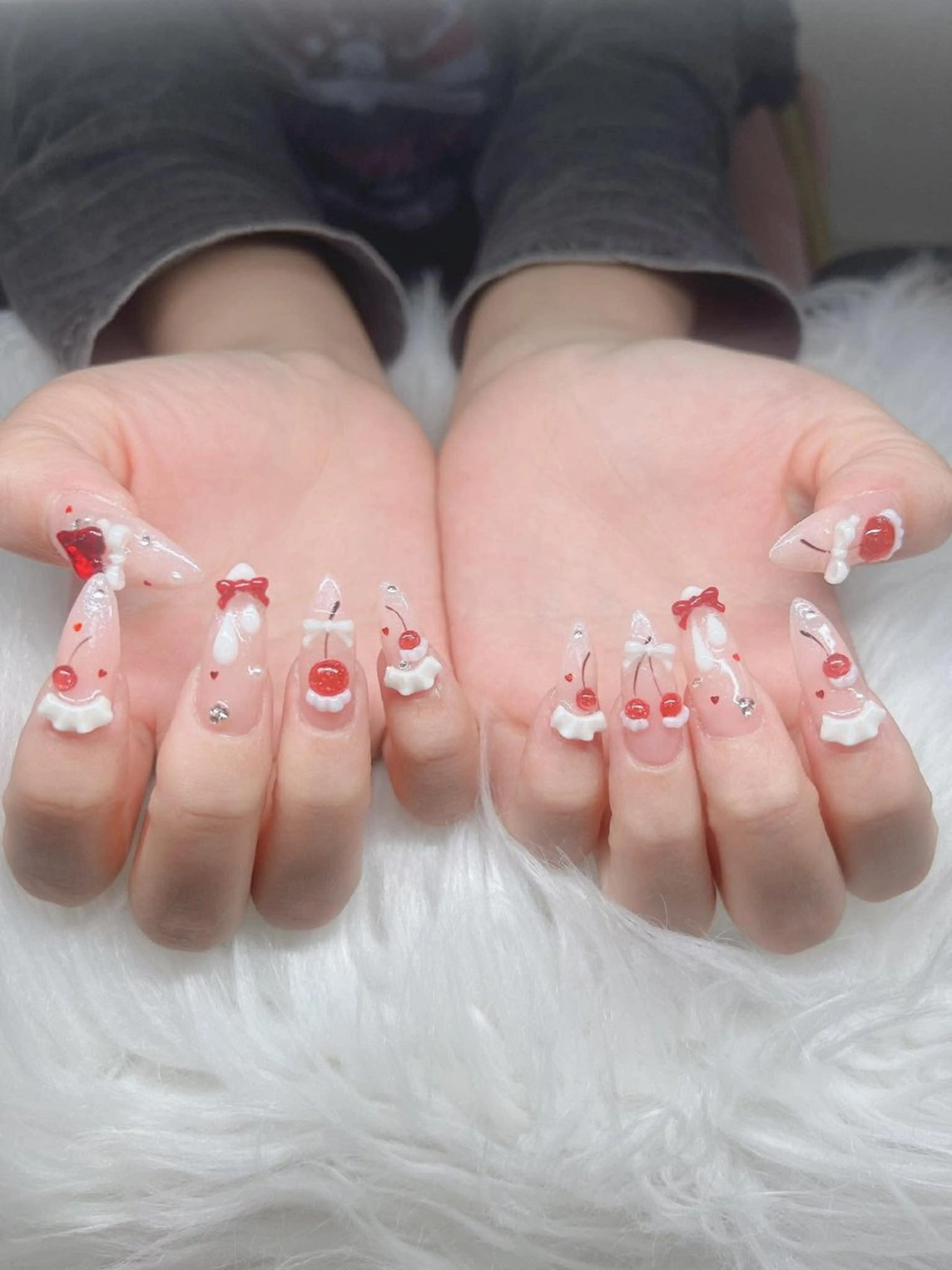 ネイル 長さ出し グラデーション 卒業式 キラキラネイル マグネットネイル Lee Nailsのネイルデザイン