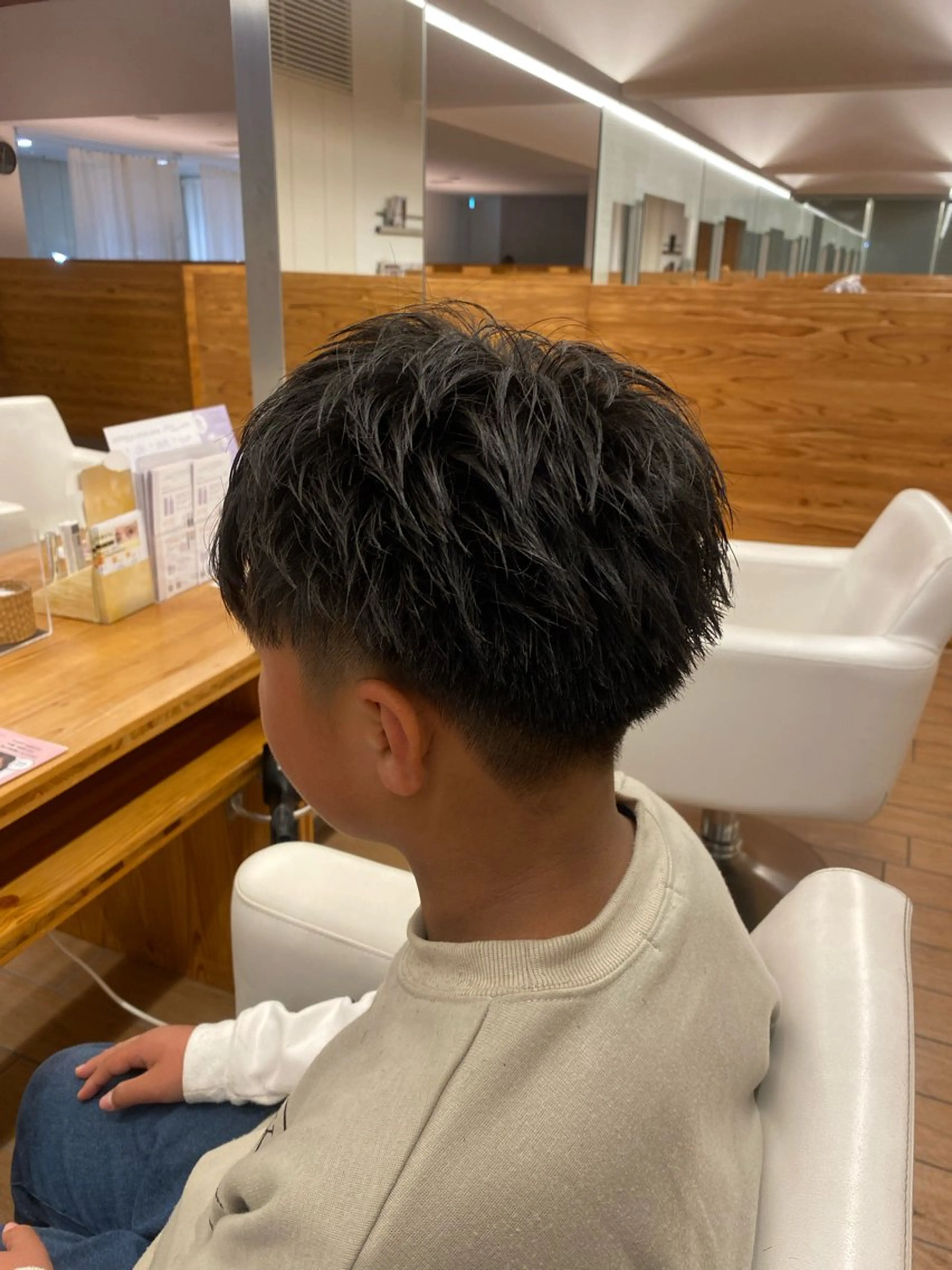 メンズ 菊池唯愛 暖色カラー / メンズカットのヘアスタイル