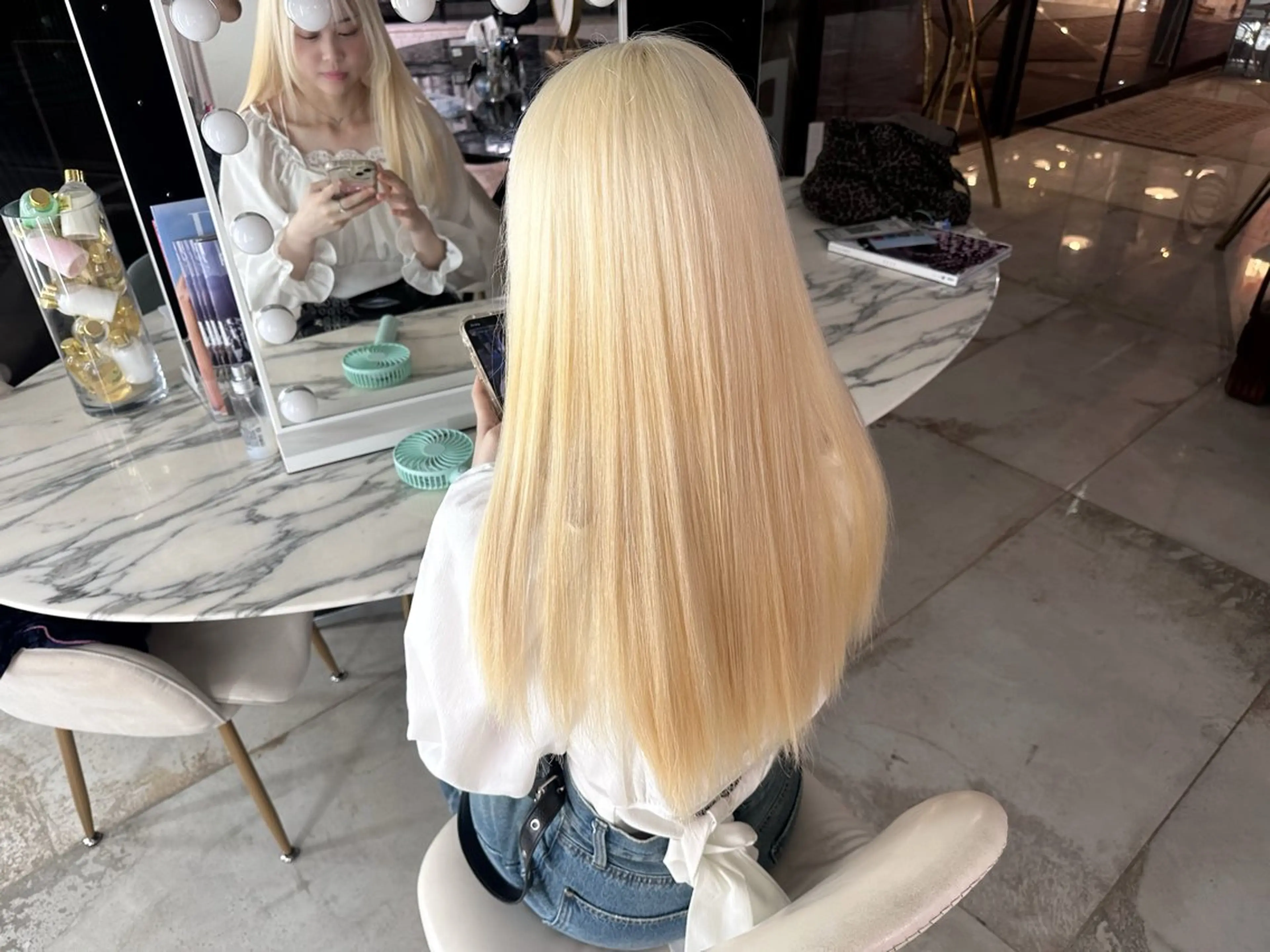 カラー ヘアカラー トリートメント RiA/レイヤーカッ ト/ハッシュカットのヘアスタイル