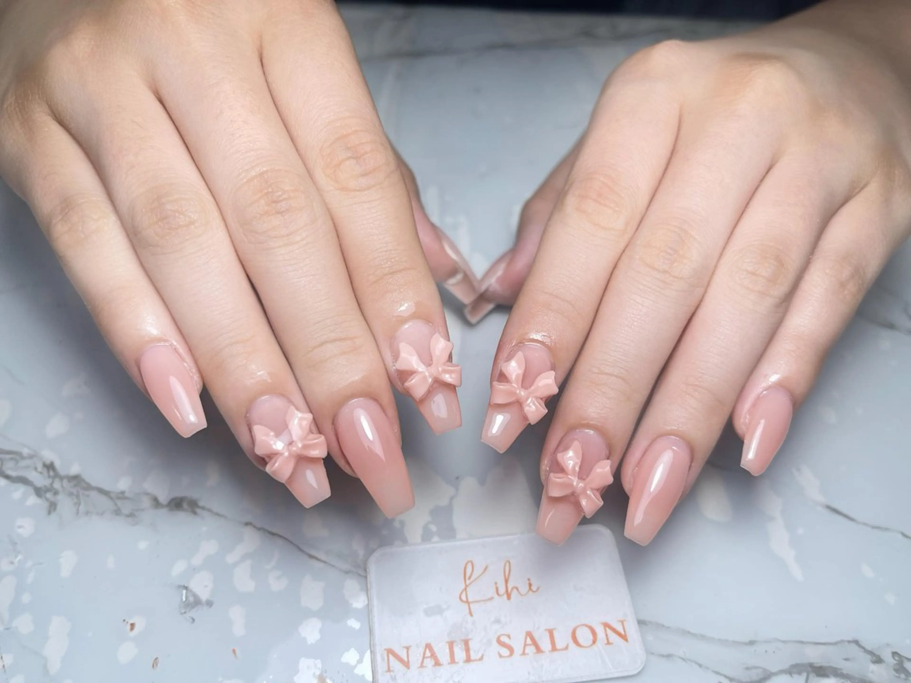 ネイル アートネイル フレンチネイル ジェルネイル グラデーション 韓国ネイル ハンドネイル 💕鈴木ユリ パラジェル/オフ無料のネイルデザイン