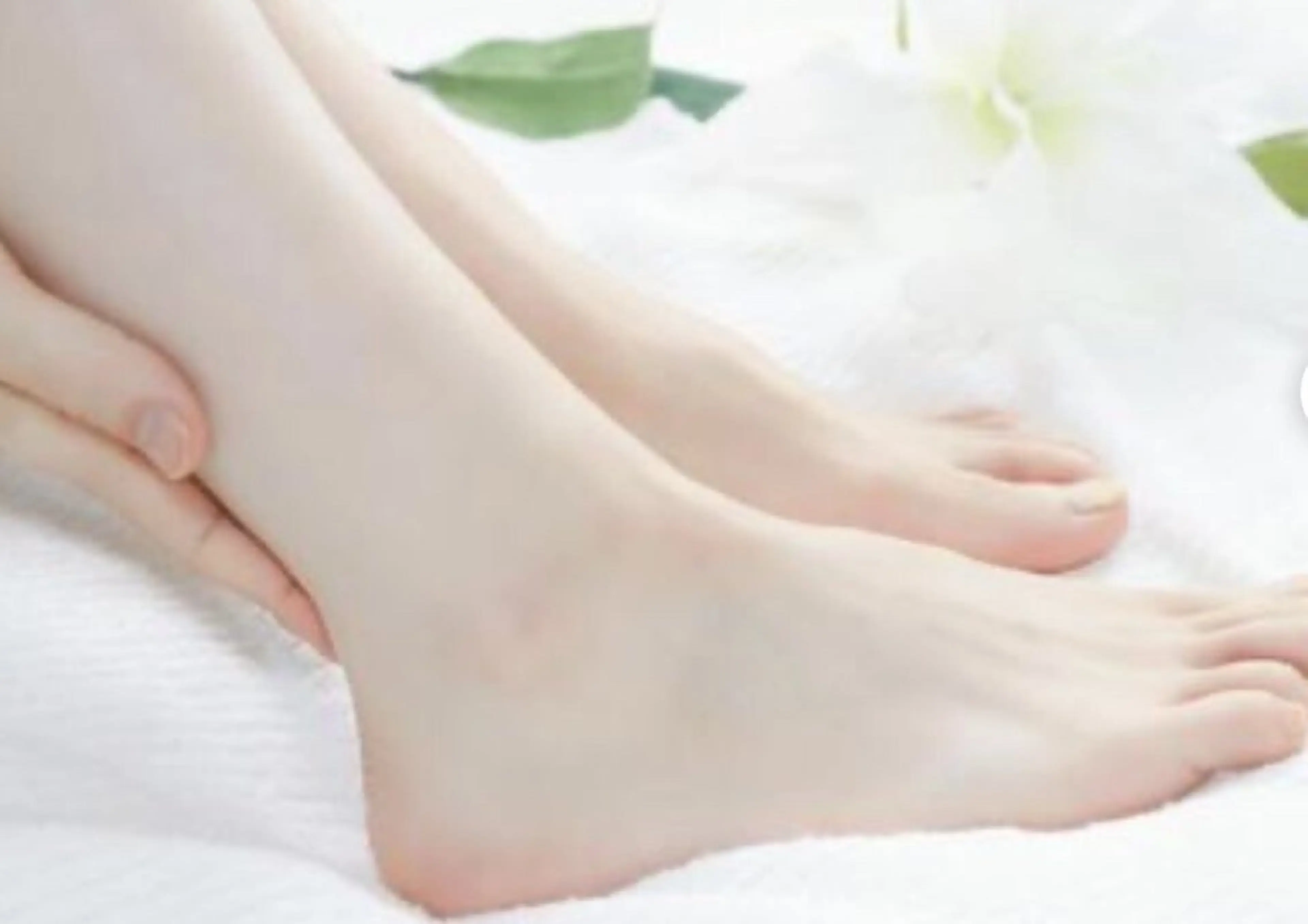 フット角質ケア&フットケア3980円→2200円の写真