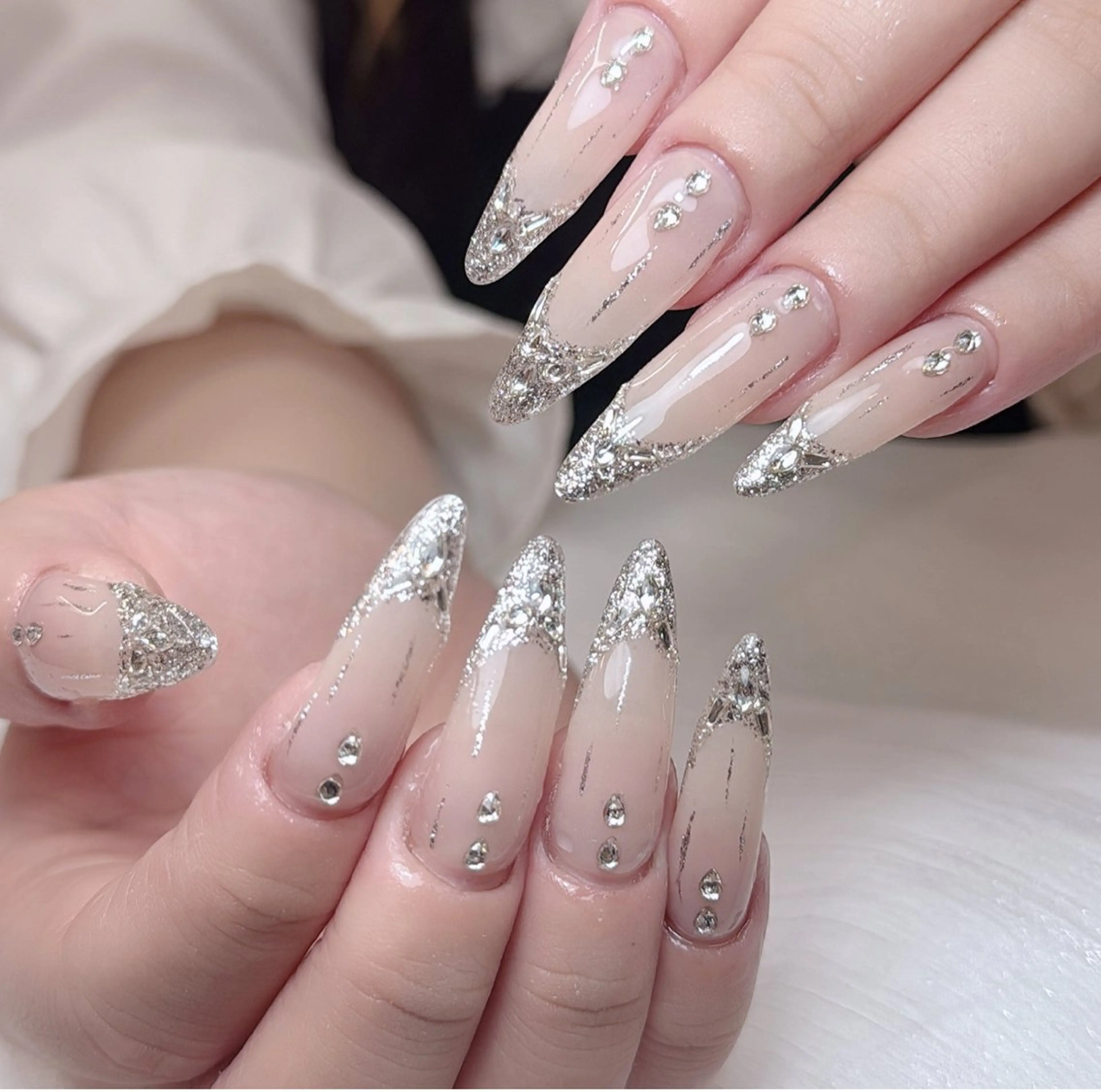 ネイル ハンドネイル Tini ANA.CHUOのネイルデザイン