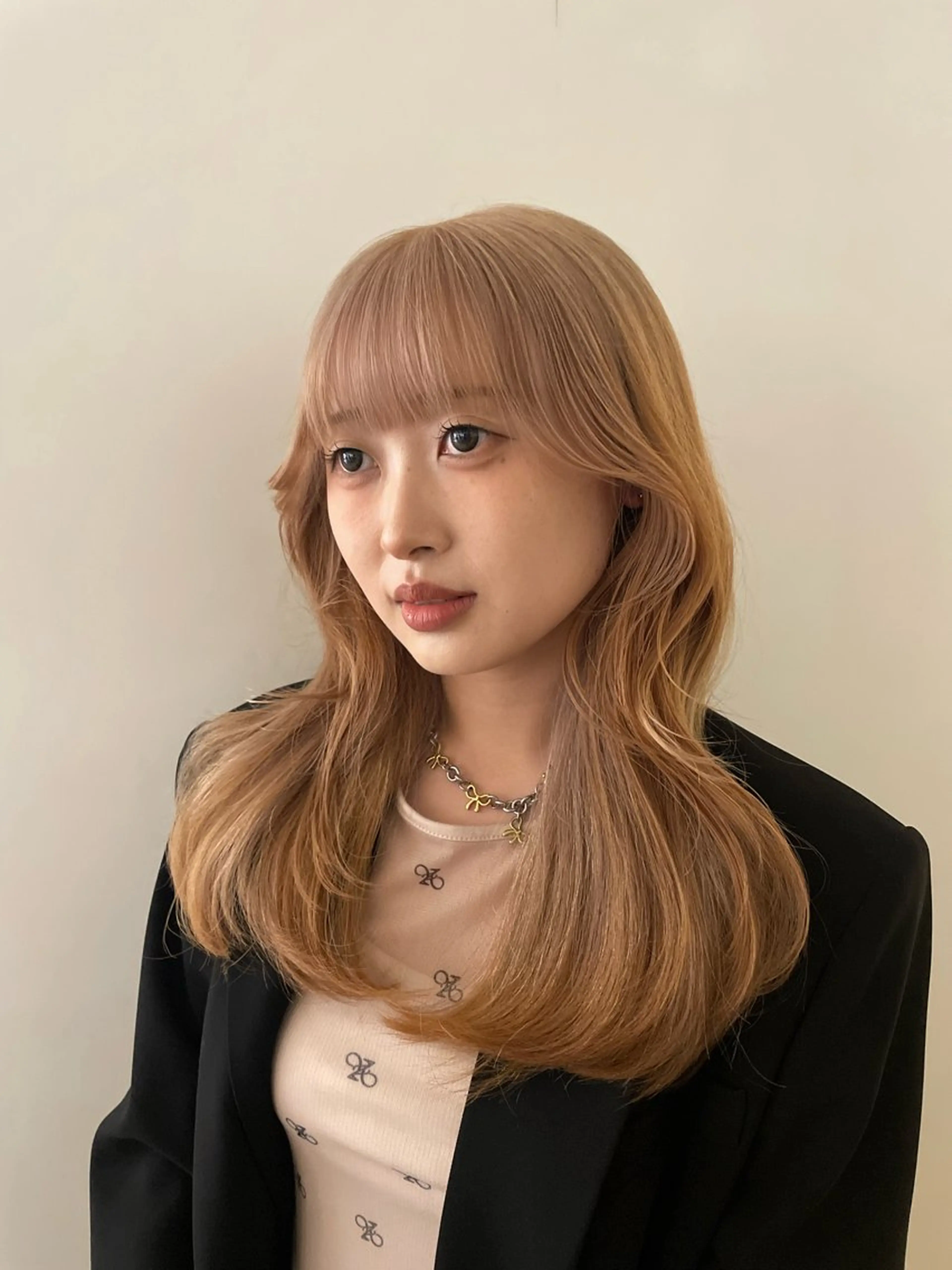 セミロング カラー 🎀 liz🎀のヘアスタイル