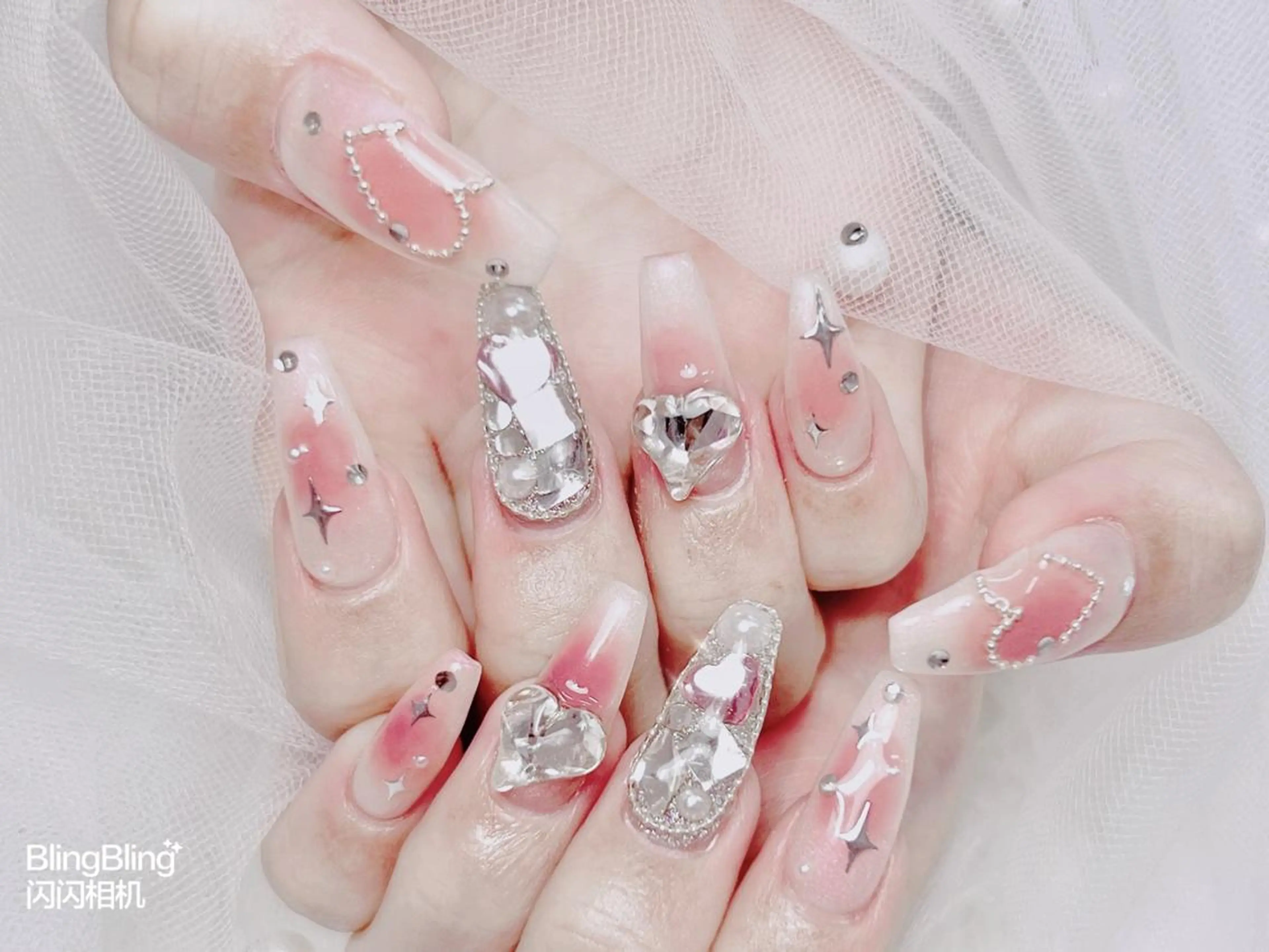 ネイル オーロラネイル チークネイル 長さ出し フットネイル フレンチネイル yumi nailのネイルデザイン