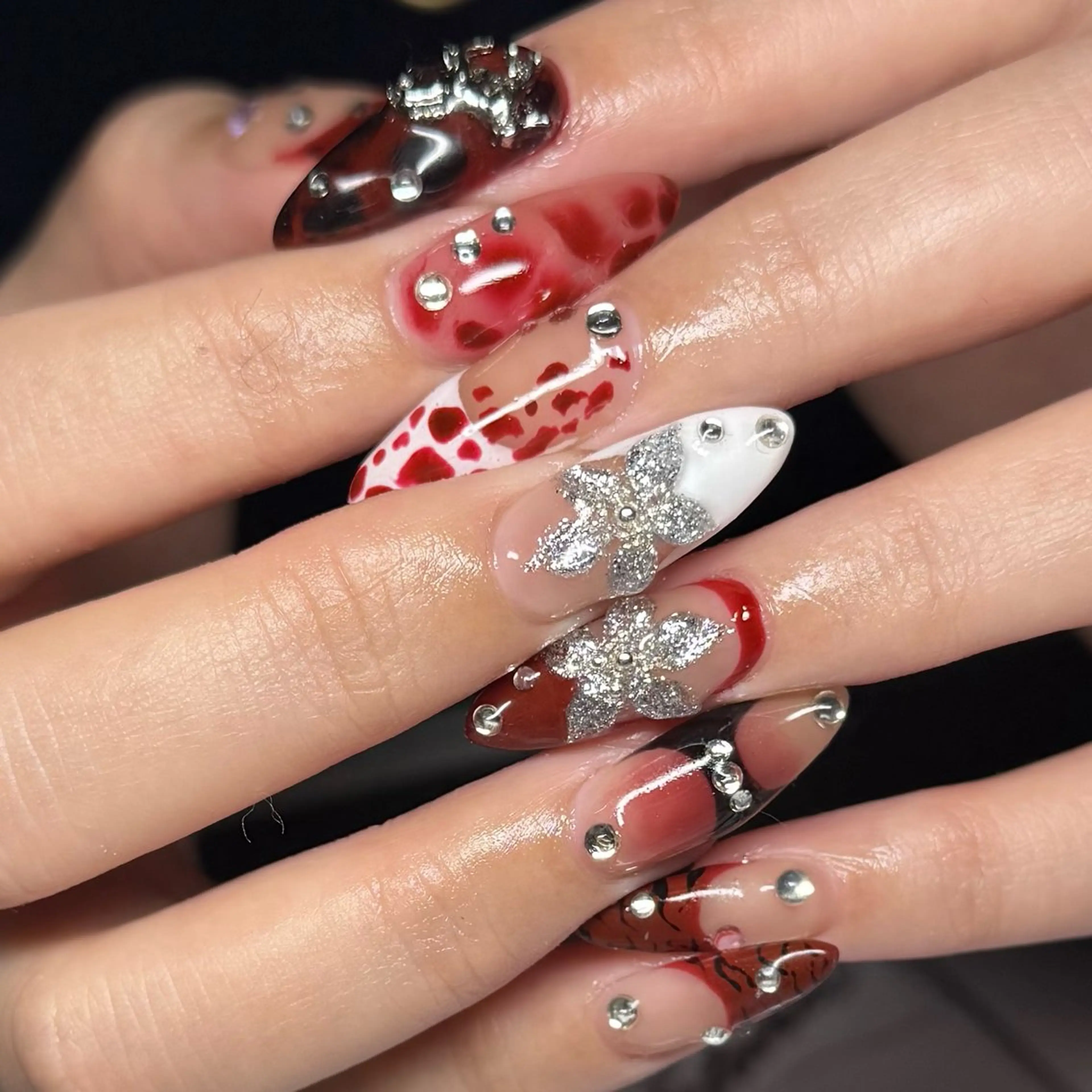 ネイル ハンドネイル 2me YUKIMIのネイルデザイン