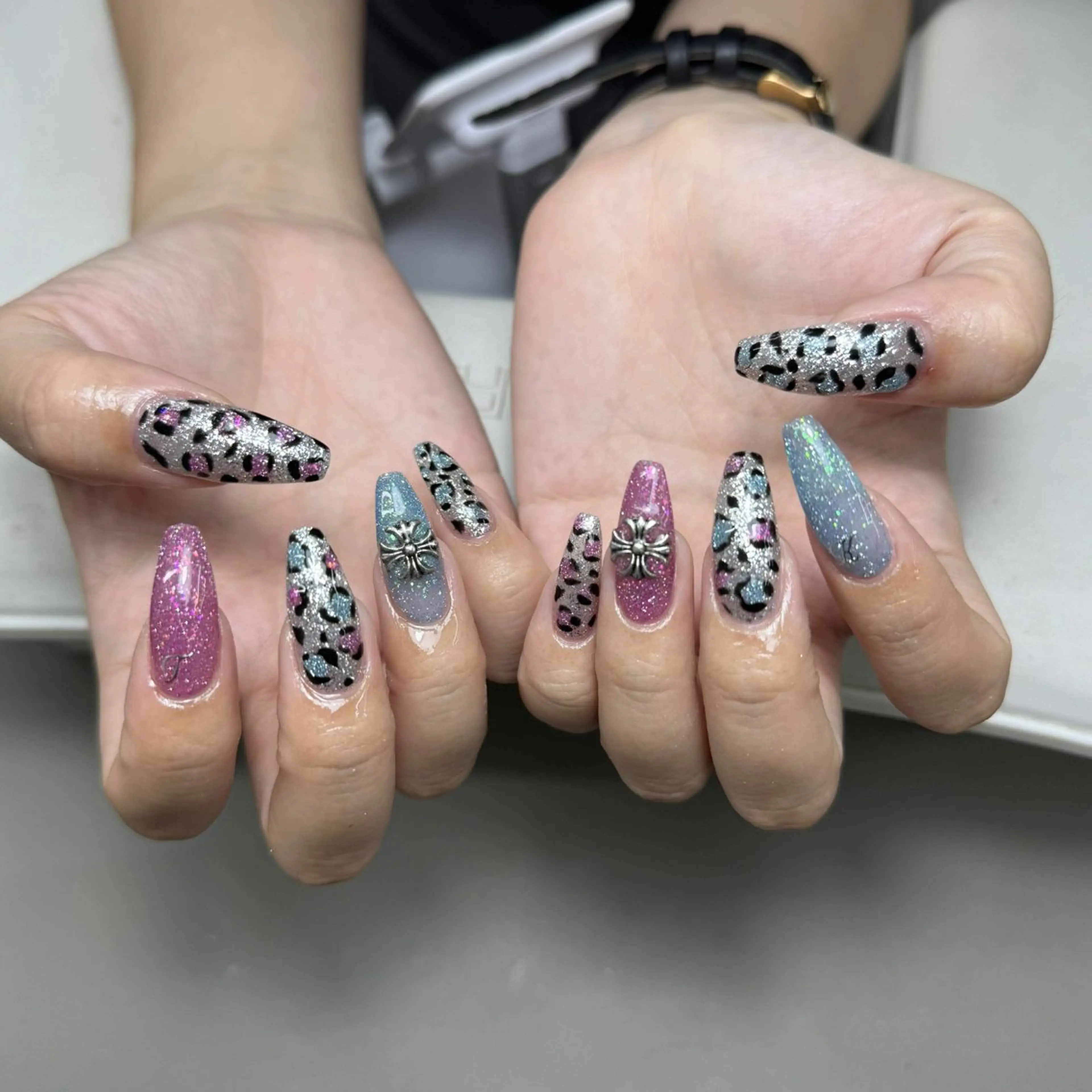 ネイル アートネイル ジェルネイル キラキラネイル 持ち込み シンプルネイル Nova Nail Salonのネイルデザイン