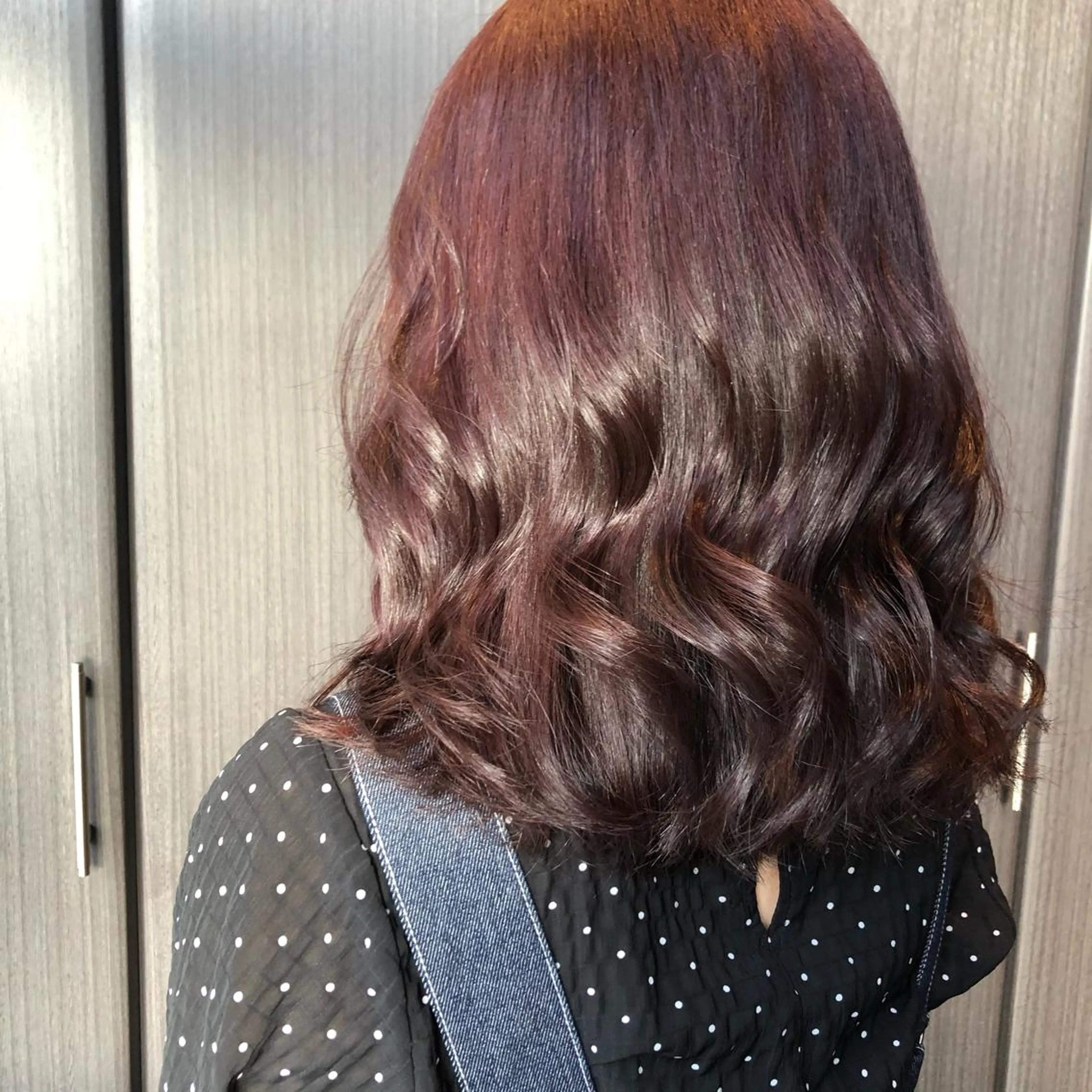 ミディアム カラー ヘアアレンジ マツエク・マツパ ブリーチ ブラウンカラー ブリーチなしカラー ピンクカラー ピンクブラウン 透明感カラー🫧ヘア セット🫧松本菜月の眉毛・アイブロウイメージ