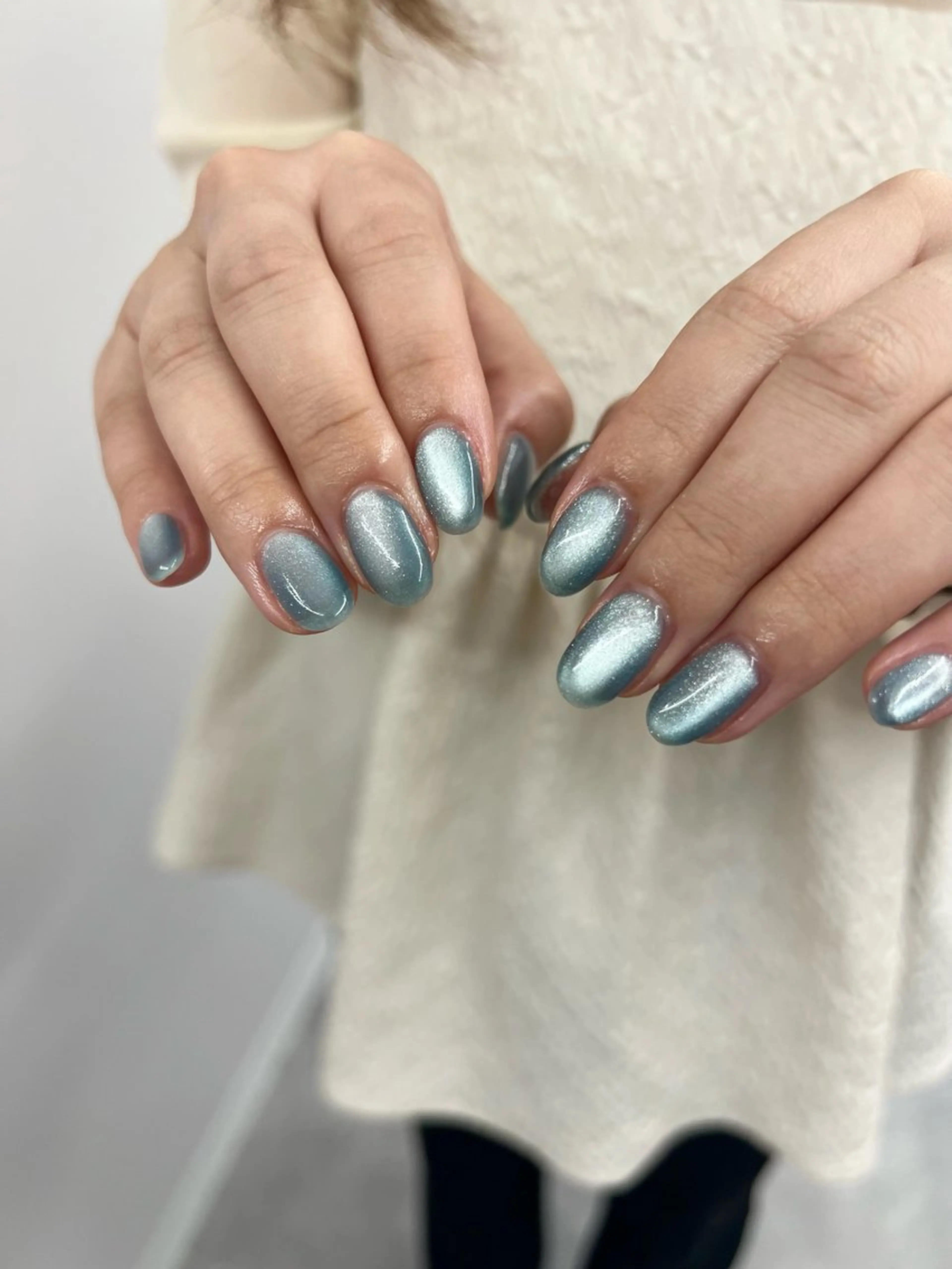 ネイル ジェルネイル キラキラネイル 水色 マグネットネイル ニュアンスネイル ハンドネイル ハンドケア Bana_ Nailのネイルデザイン