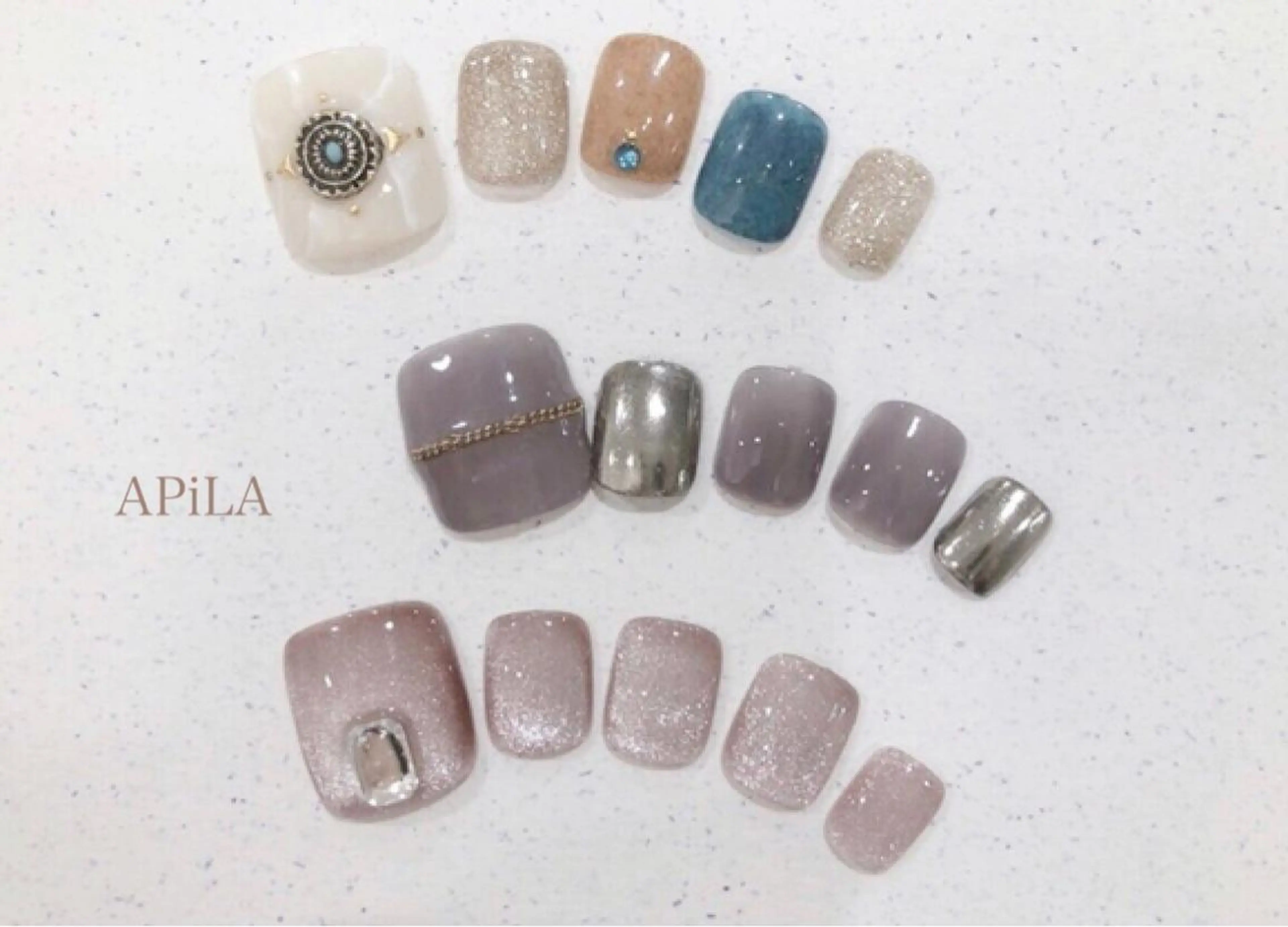 ネイル フットネイル フットネイル APiLA 甲斐田のネイルデザイン