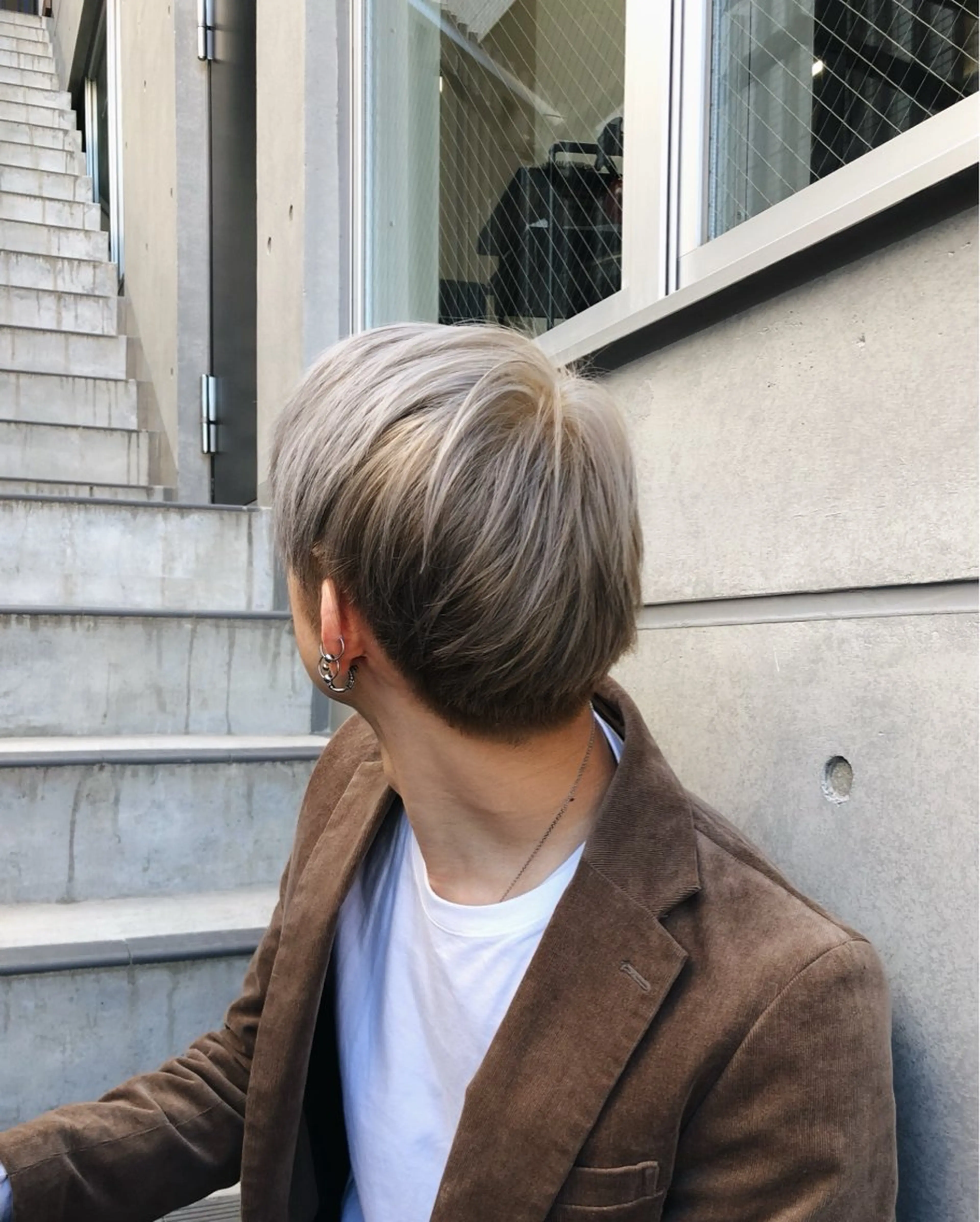 ショート カラー メンズ メンズブリーチ ブリーチ ダブルカラー シルバー ヘアカラー 髪質改善/縮毛矯正/ 透明感カラーYUMAのヘアスタイル